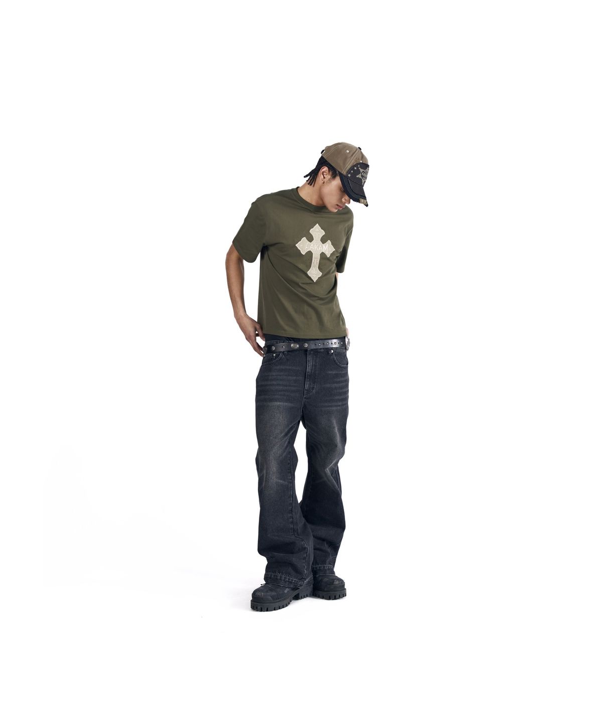 아캄(AAKAM) Upside-Down Flare Denim Pants (Black)