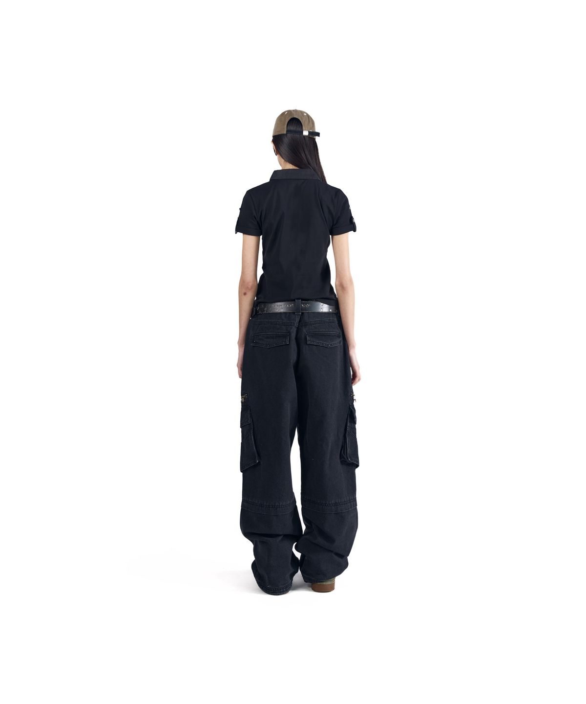 아캄(AAKAM) Knee Incision Zippered Cargo Pants (Black)
