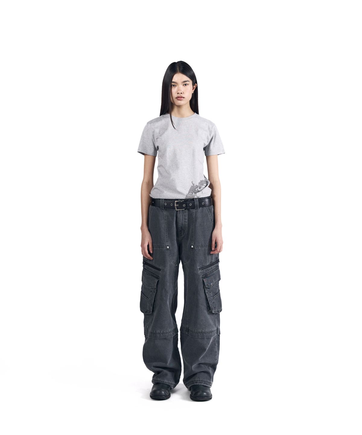 아캄(AAKAM) Knee Incision Zippered Cargo Pants (Gray)