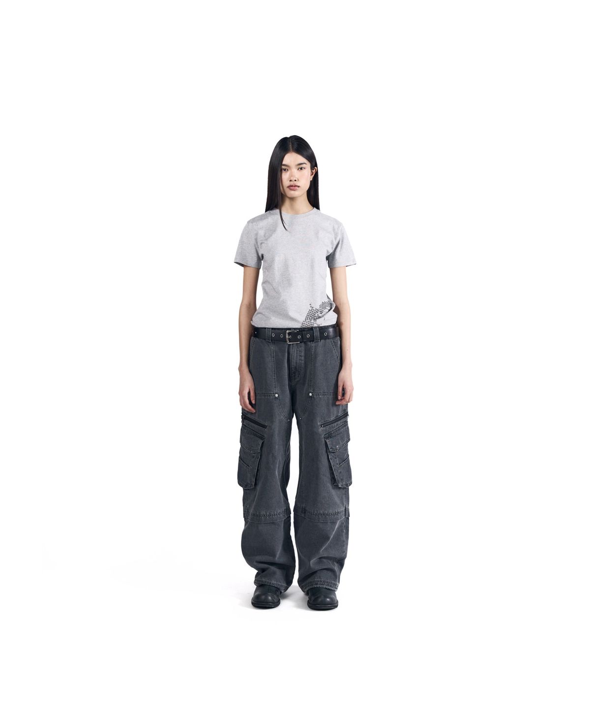 아캄(AAKAM) Knee Incision Zippered Cargo Pants (Gray)