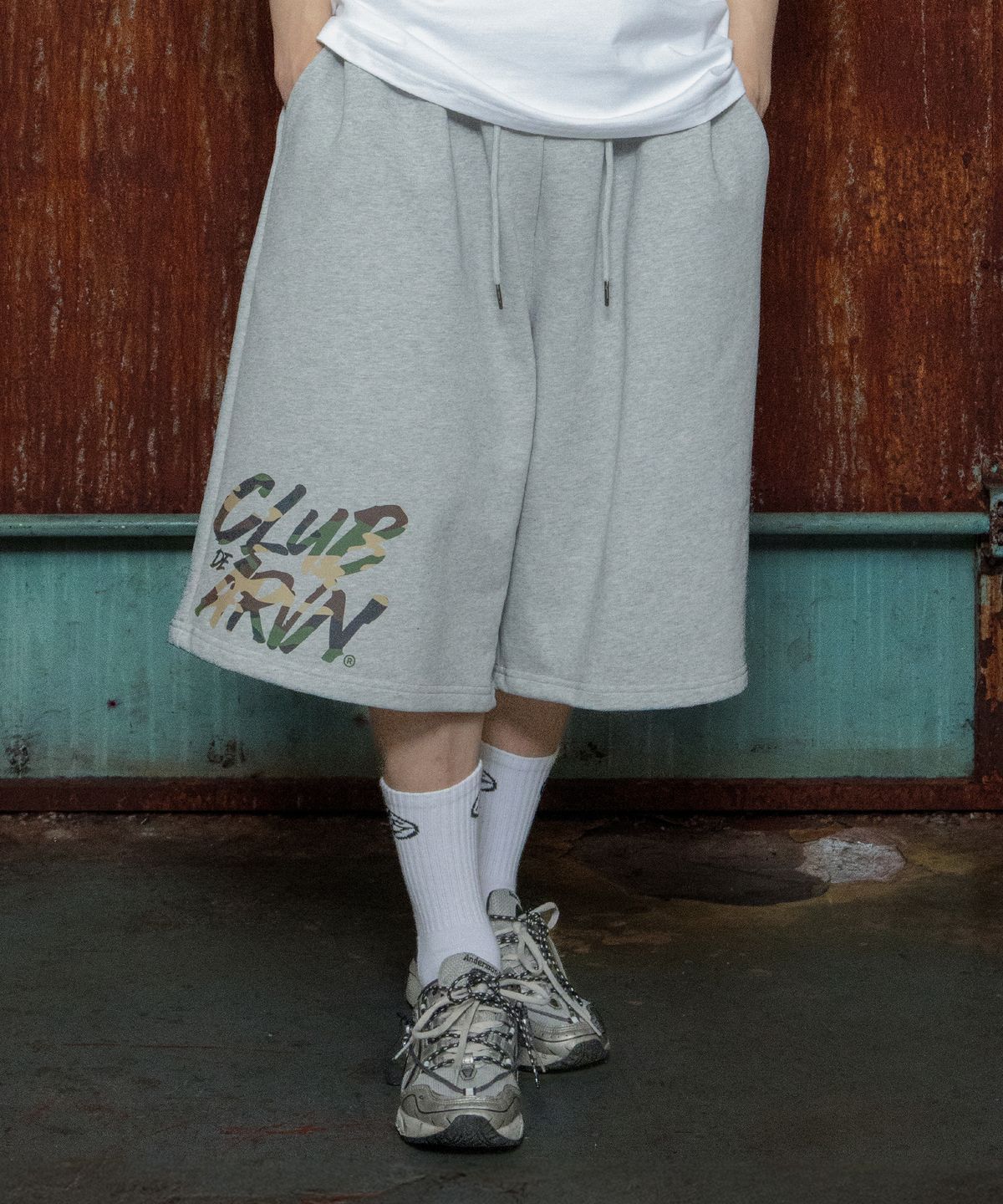 아르벤클럽(ARVEN CLUB) CLUB DE ARVEN 로고 카모 버뮤다 팬츠
