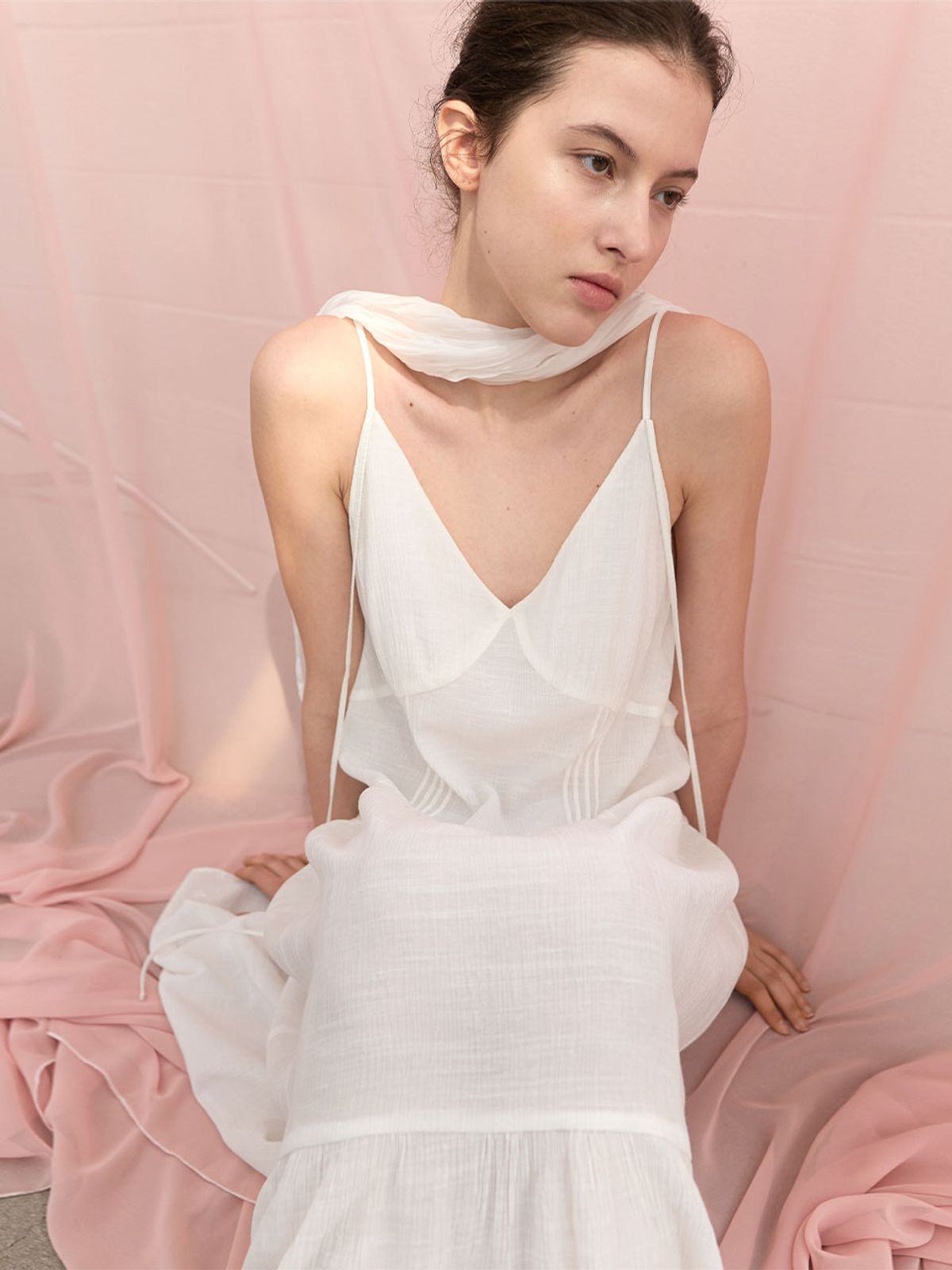 아틀리에 나인(ATELIER NAIN) HALTER STRING SHIRRING MAXI DRESS (OP-6341)