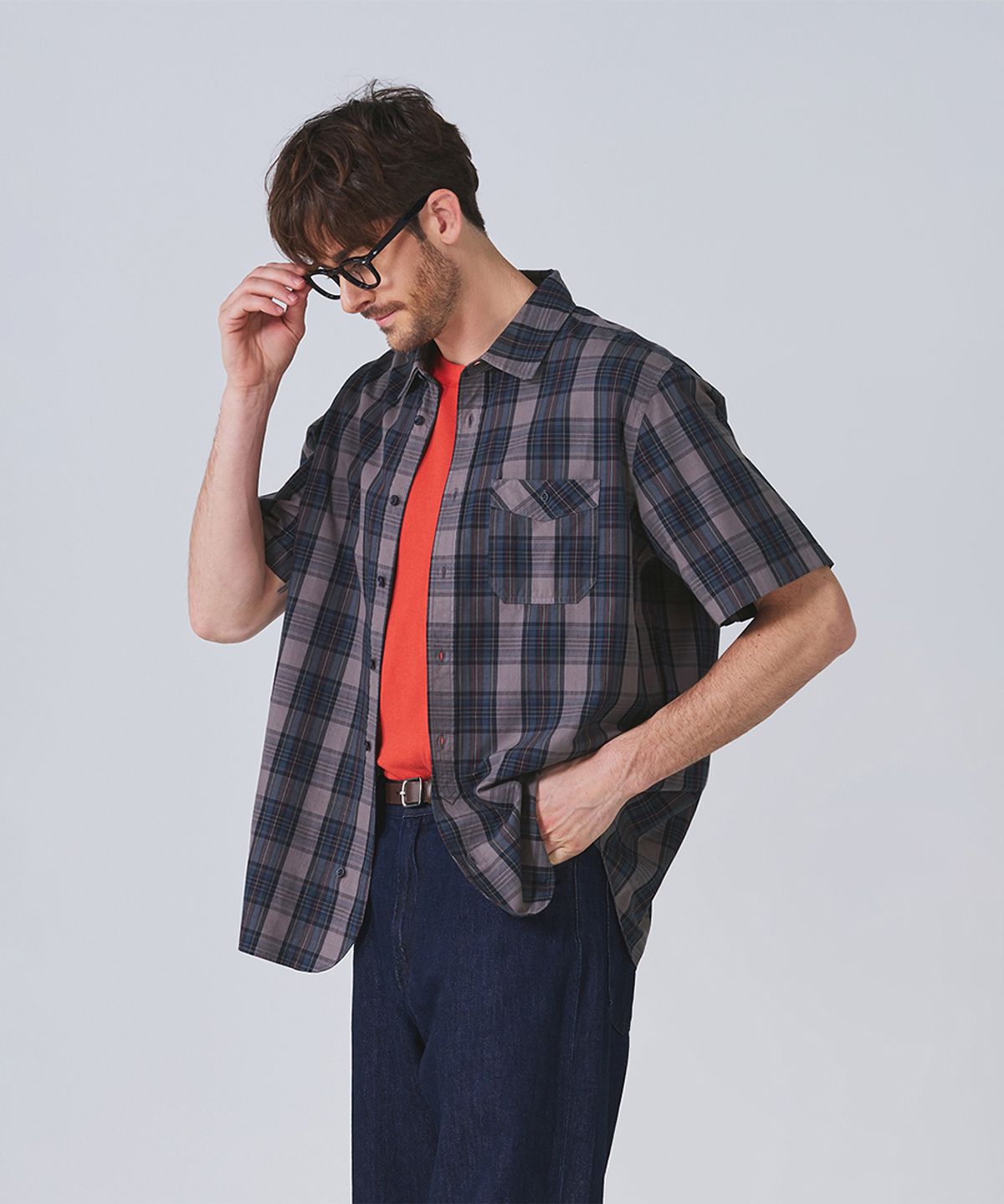 건지 울른스(Guernsey Woollens) 체크 브리티쉬 아미 반팔 셔츠 - 피그먼트 차콜