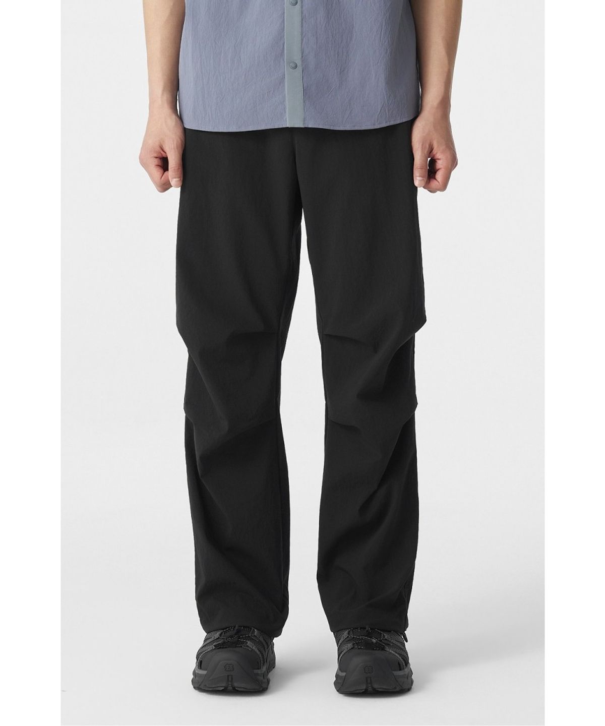 코오롱스포츠(KOLON SPORT) 남성 에어도트 와이드핏 파라슈트 팬츠 TLPNM26513BLK