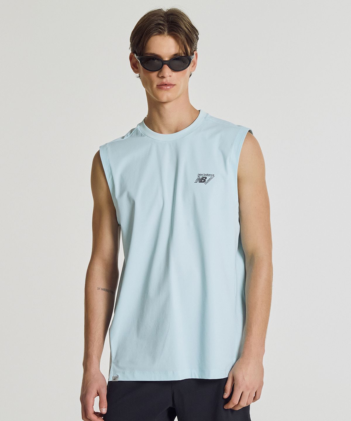 뉴발란스(NEW BALANCE) NBNGG35603 / UNI FROZEN 트리코트 나시티 (L/BLUE)