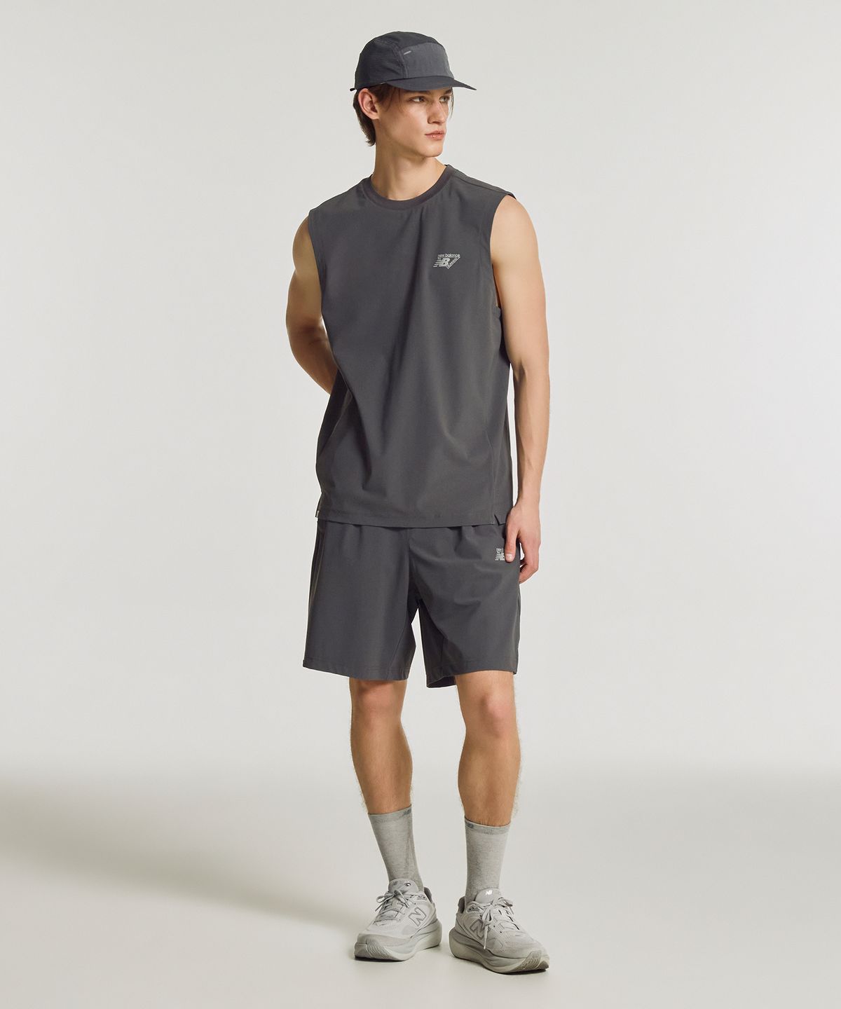 뉴발란스(NEW BALANCE) NBNVG35603 / UNI FROZEN 트리코트 숏츠 (CHARCOAL)
