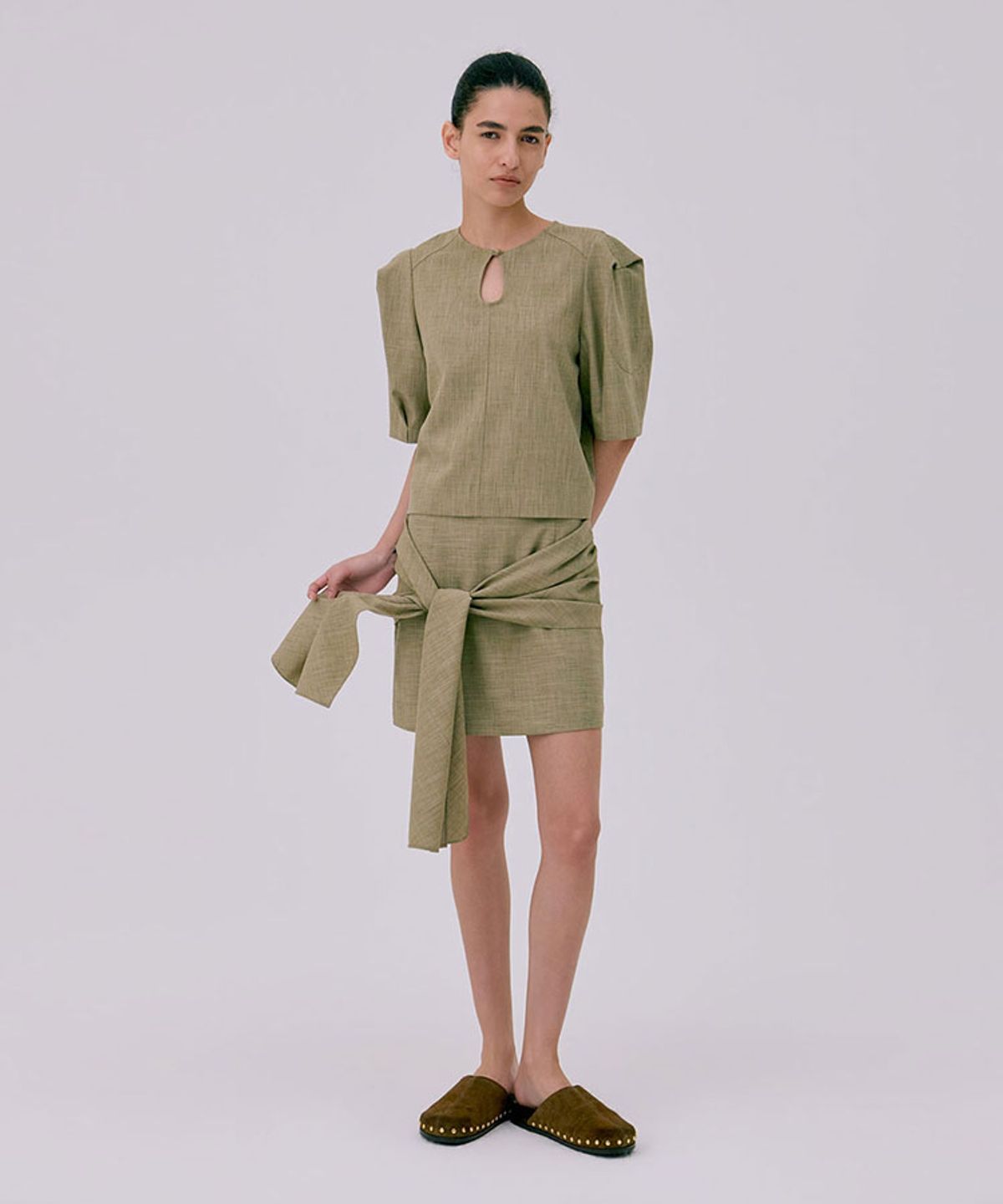 분더캄머(WNDERKAMMER) Puff Sleeve Blouse_Brown(퍼프 소매 블라우스_브라운)