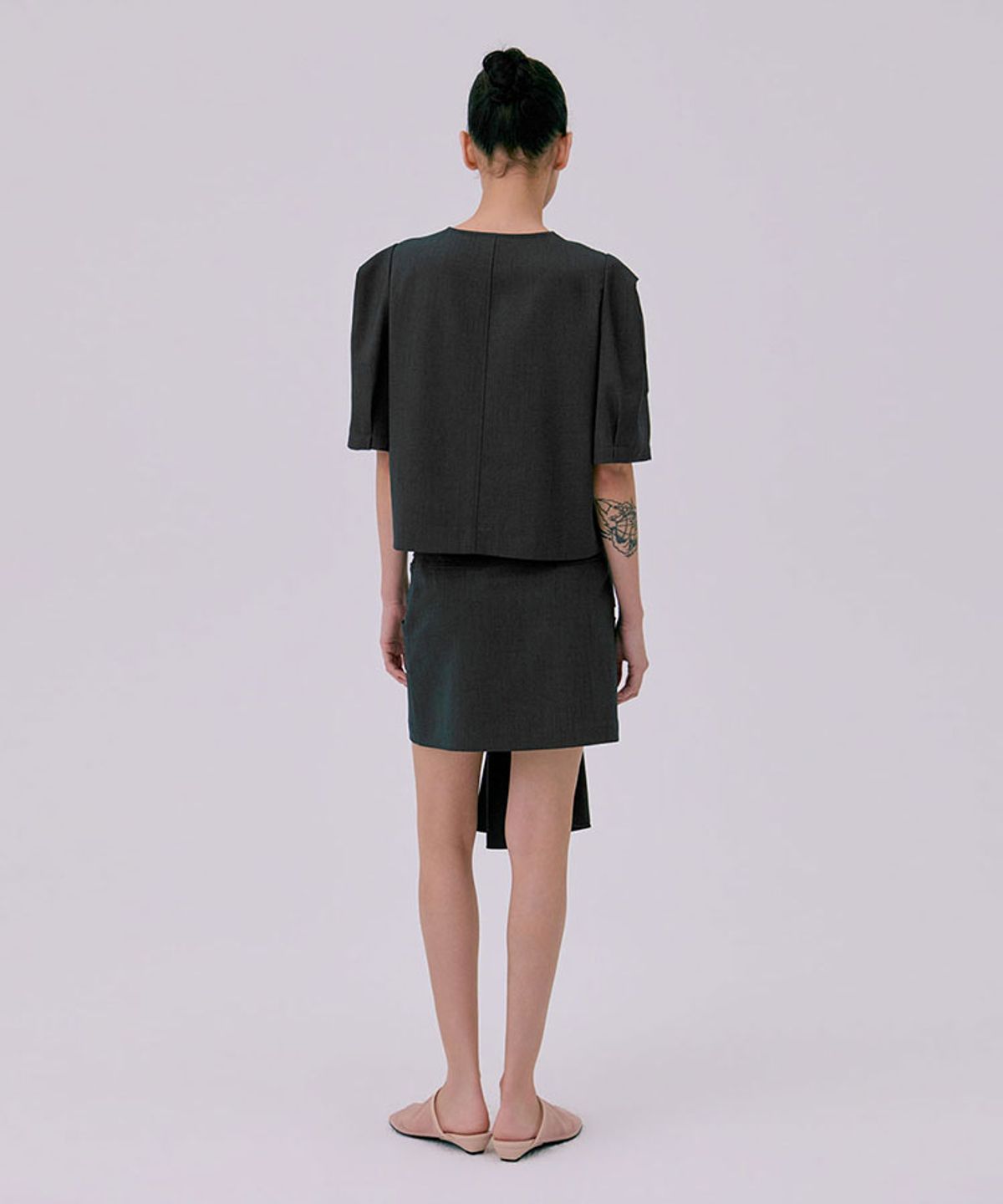 분더캄머(WNDERKAMMER) Puff Sleeve Blouse_Dark Navy(퍼프 소매 블라우스_다크 네이비)