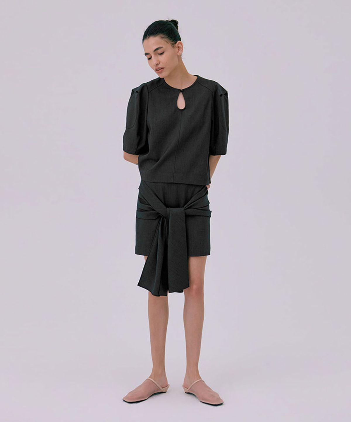 분더캄머(WNDERKAMMER) Puff Sleeve Blouse_Dark Navy(퍼프 소매 블라우스_다크 네이비)