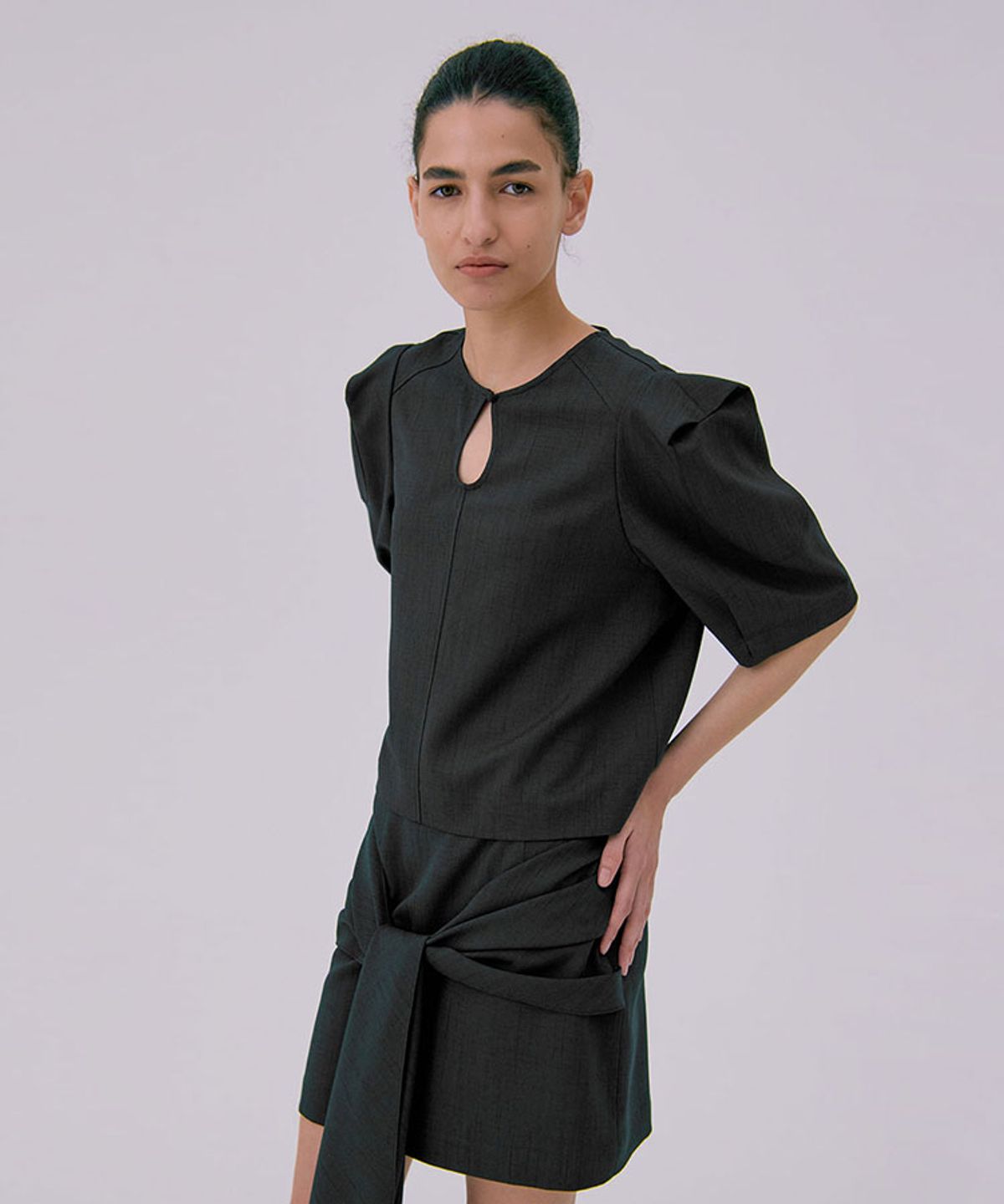 분더캄머(WNDERKAMMER) Puff Sleeve Blouse_Dark Navy(퍼프 소매 블라우스_다크 네이비)
