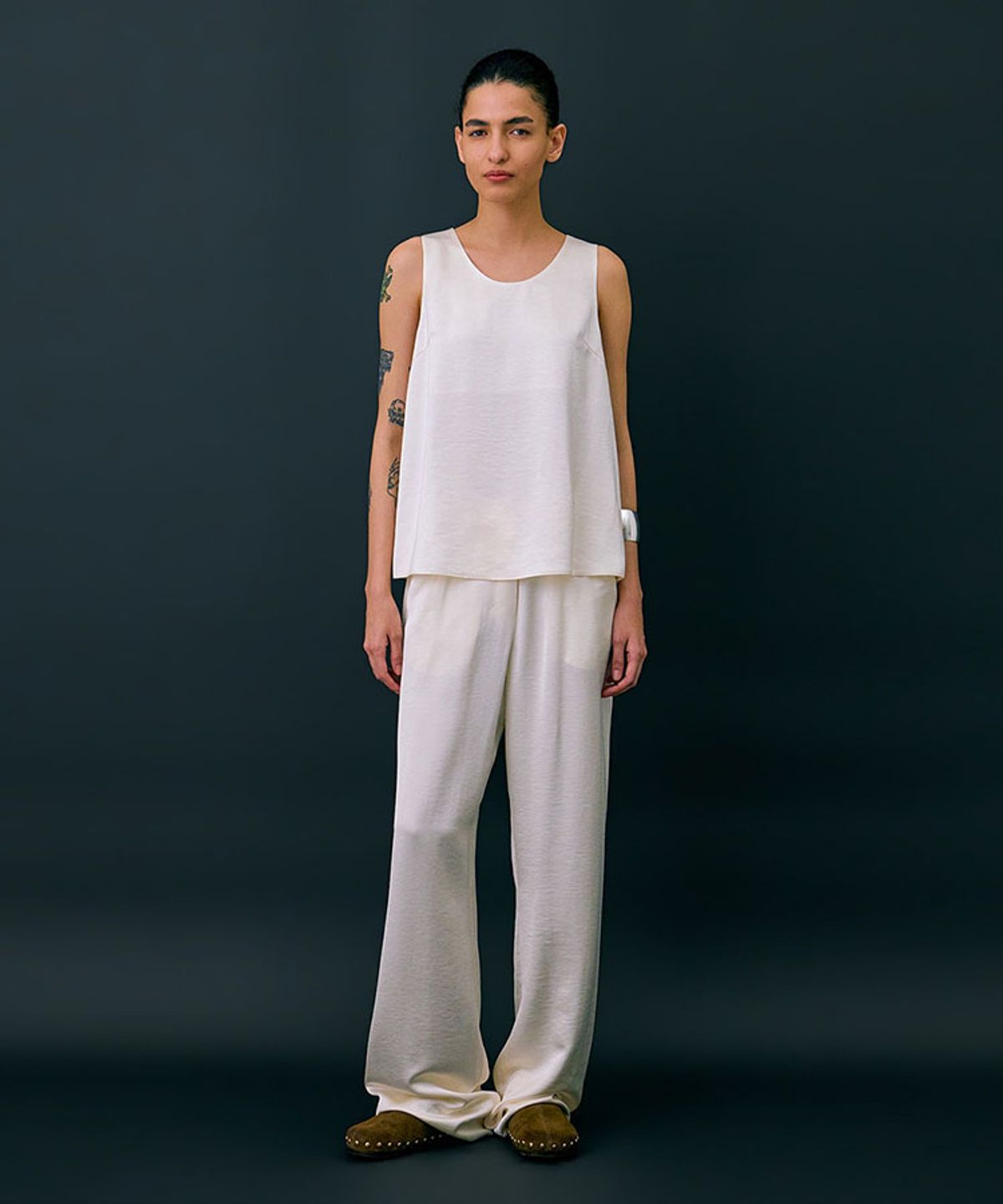 분더캄머(WNDERKAMMER) Layered Sleeveless Top_Cream(레이어드 민소매 탑_크림)