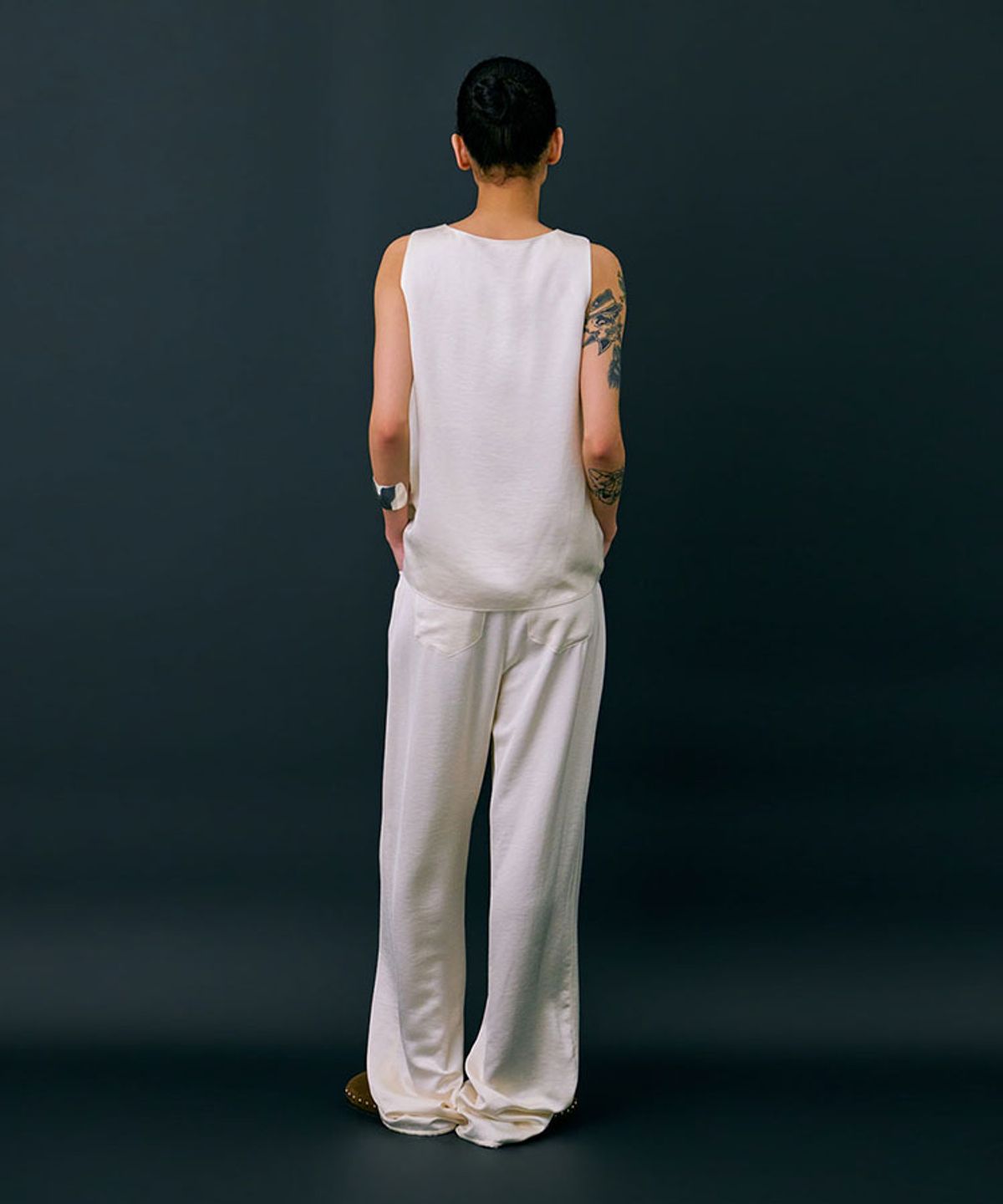 분더캄머(WNDERKAMMER) Layered Sleeveless Top_Cream(레이어드 민소매 탑_크림)