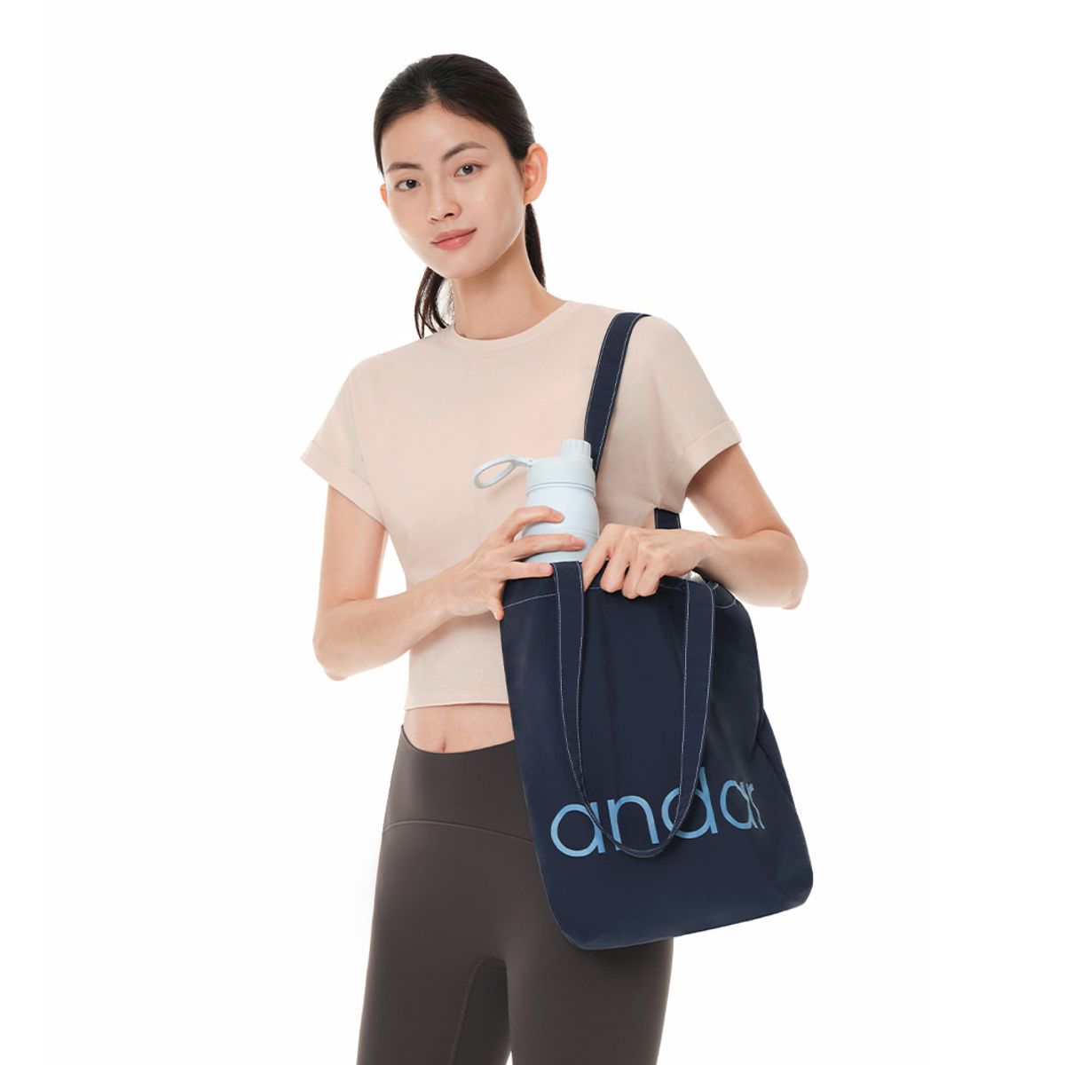 안다르(ANDAR) 시그니처 로고 에코백