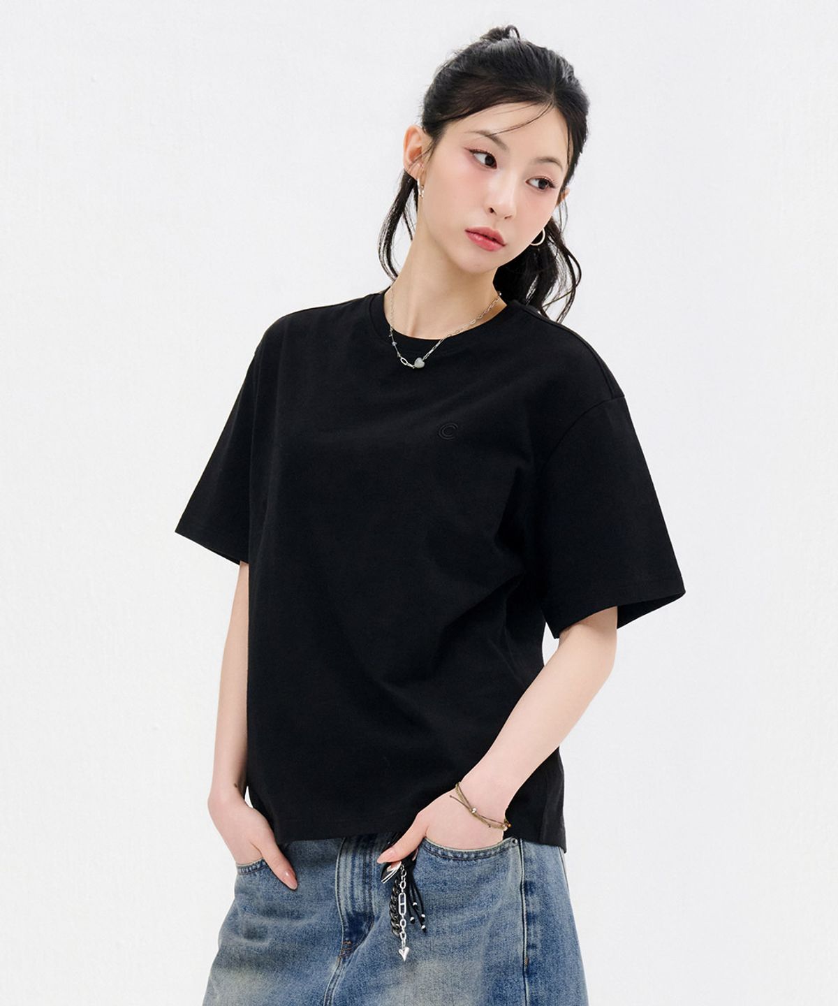 체이스컬트(CHASECULT) 공용 로고 반팔 티셔츠-FBZU5801C03
