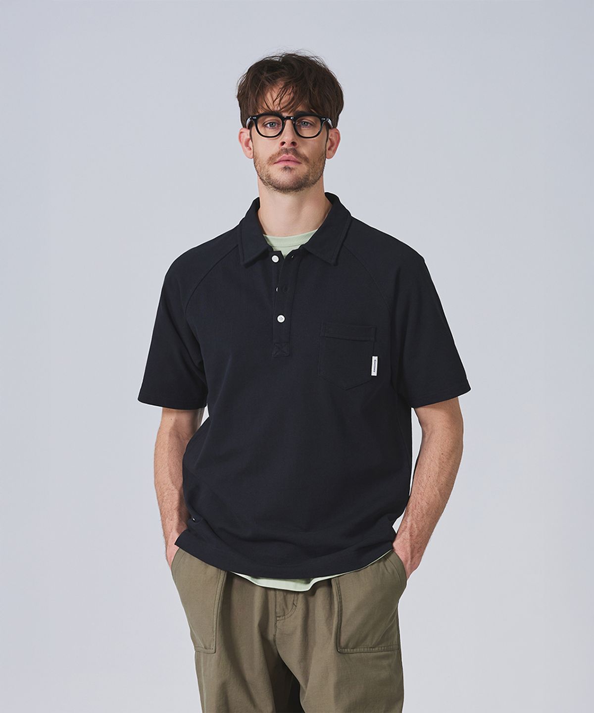 건지 울른스(Guernsey Woollens) 레글런 카라 반팔 티셔츠 컬렉션