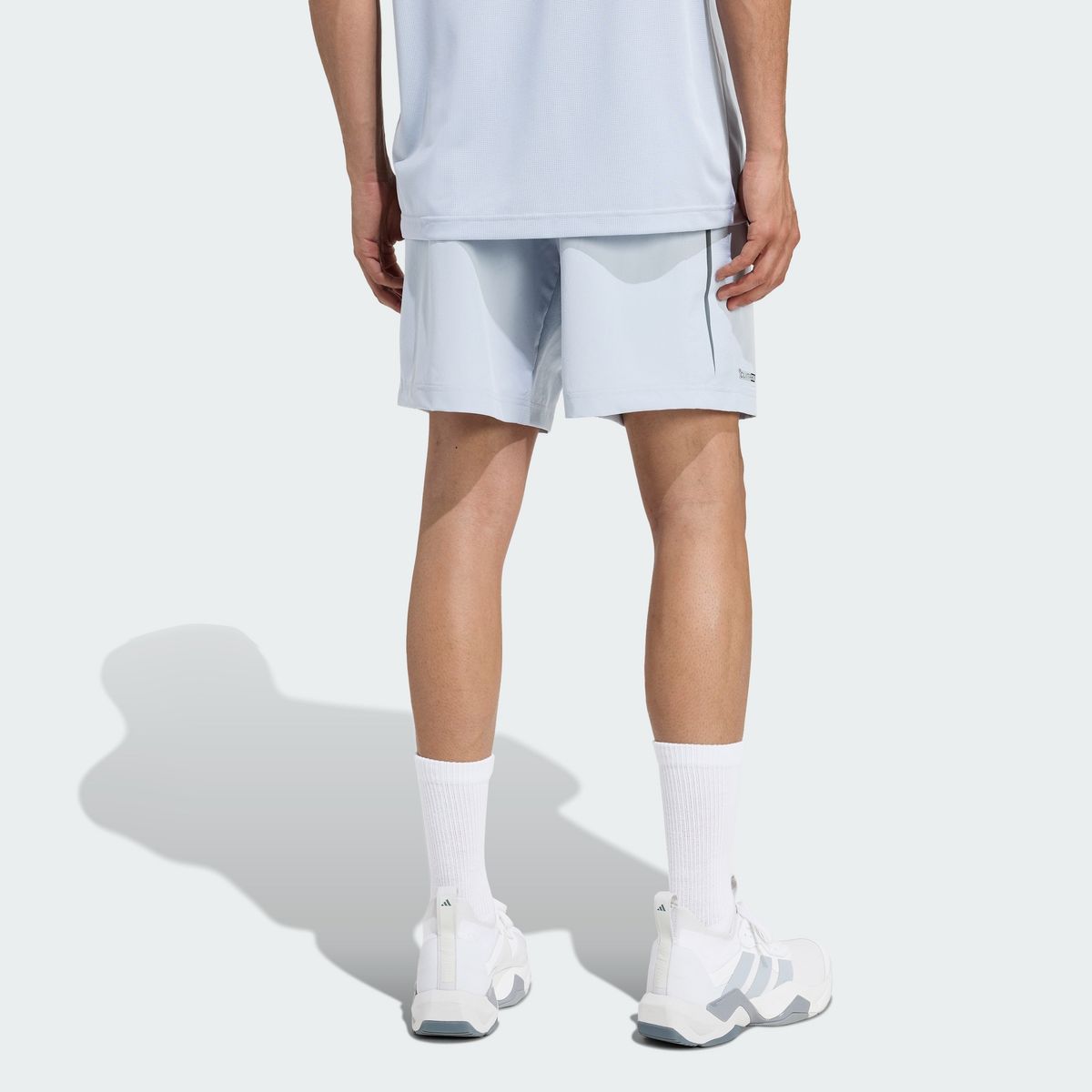 아디다스(ADIDAS) 테크 어패럴 쇼츠 KE4868