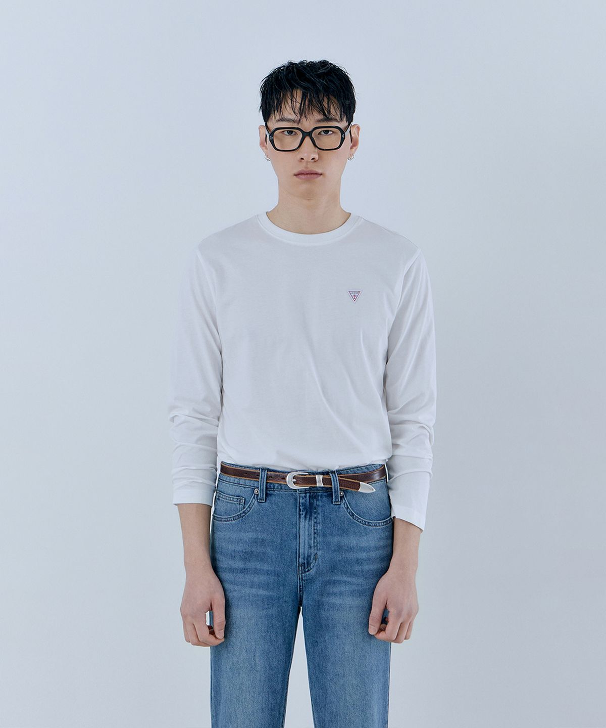 게스(GUESS) [ON] 3color 레귤러핏 라운드 긴팔티셔츠 NQ1KE401