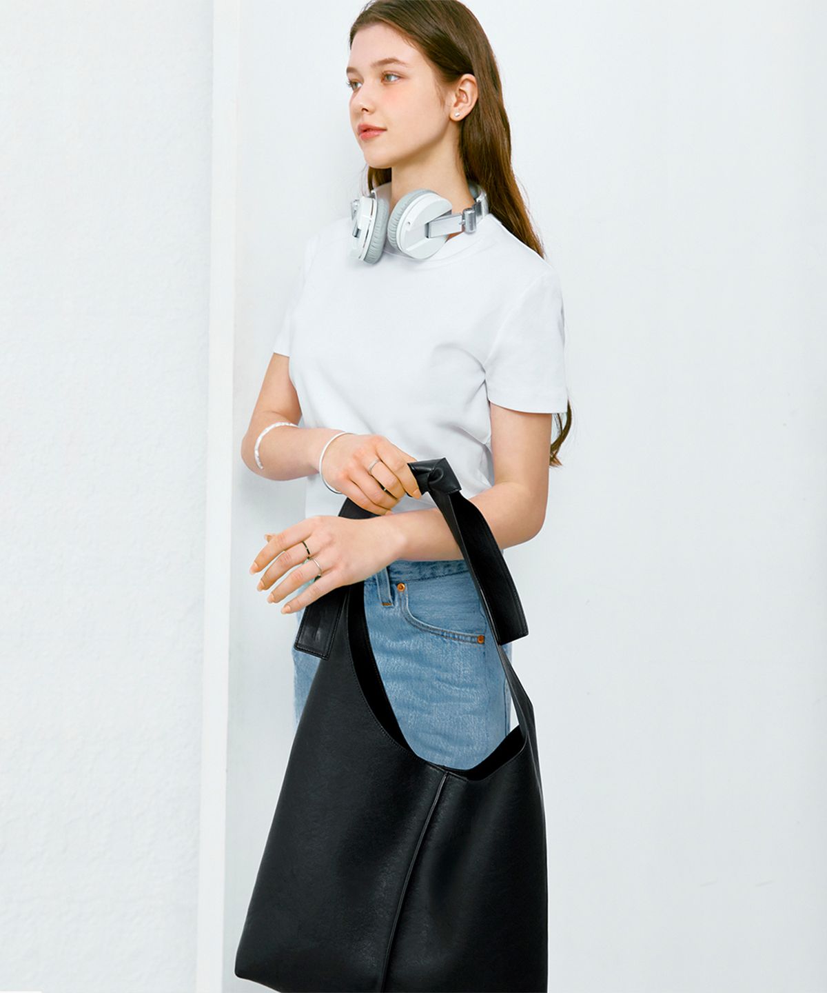 끌라베(CLAVE) 에밀리 블랙 숄더백 (EMILY Black Shoulder Bag) CVSH61007BKMM