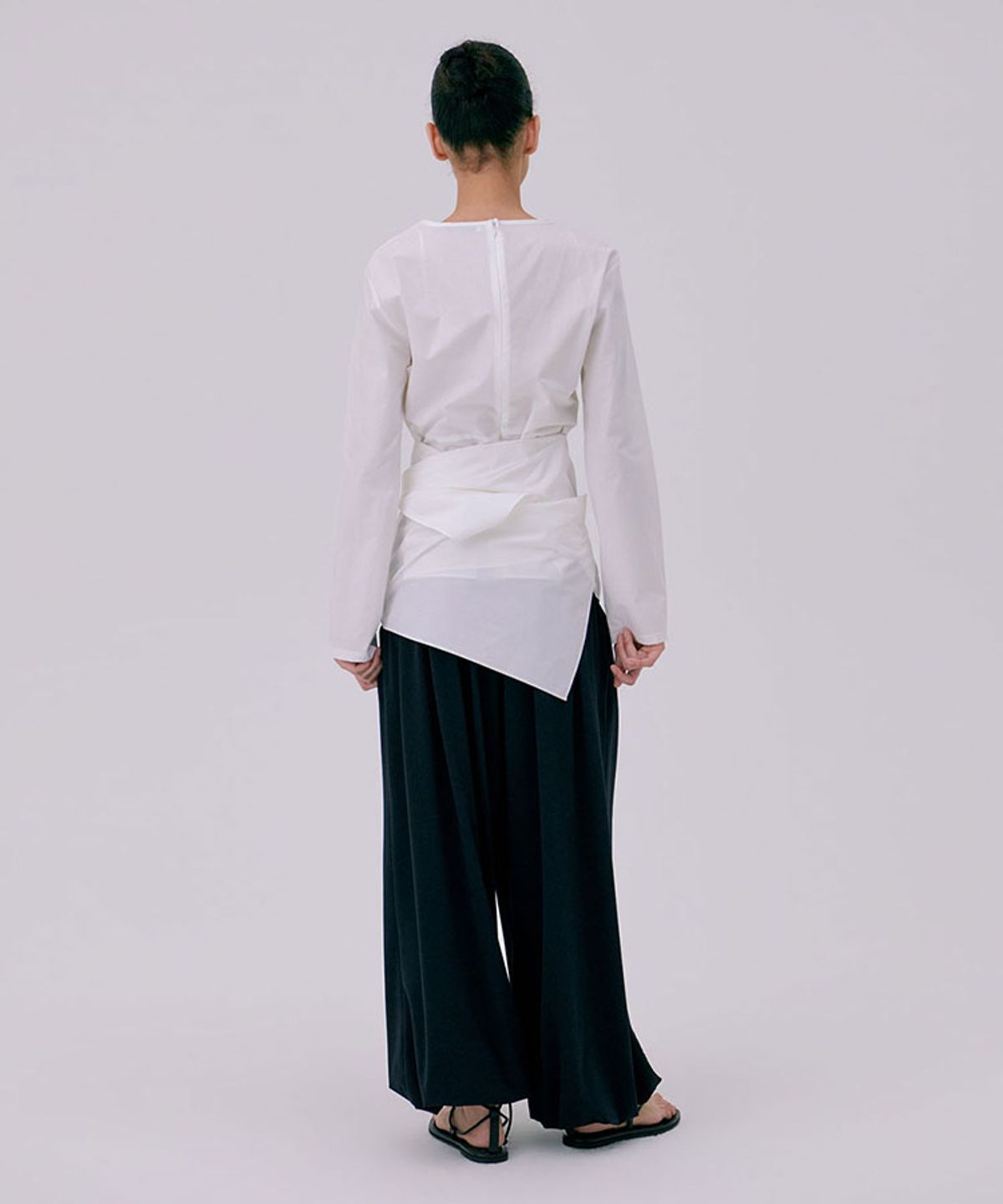분더캄머(WNDERKAMMER) Drape Blouse_White(드레이프 블라우스_화이트)