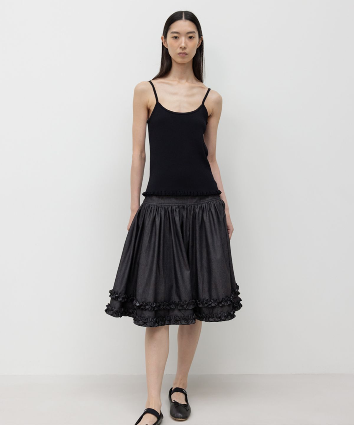 지비에이치 어패럴(GBH APPAREL) RIBBED FRILL SLEEVELESS / BLACK