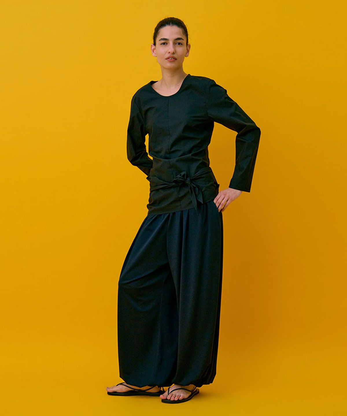 분더캄머(WNDERKAMMER) Drape Blouse_Black(드레이프 블라우스_블랙)