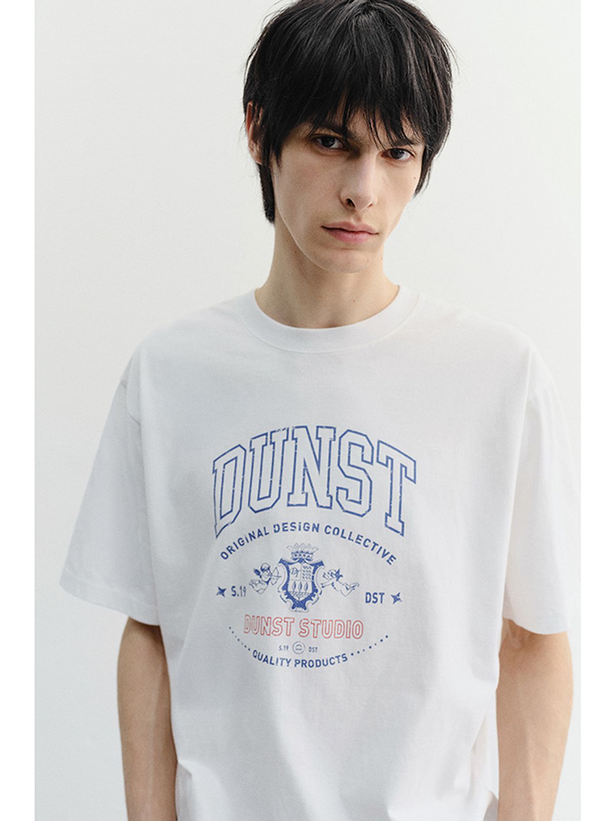 던스트 포 맨(DUNST FOR MEN) CUPID ARCH LOGO T-SHIRT_UNISEX_UDTS6B129_OFF WHITE