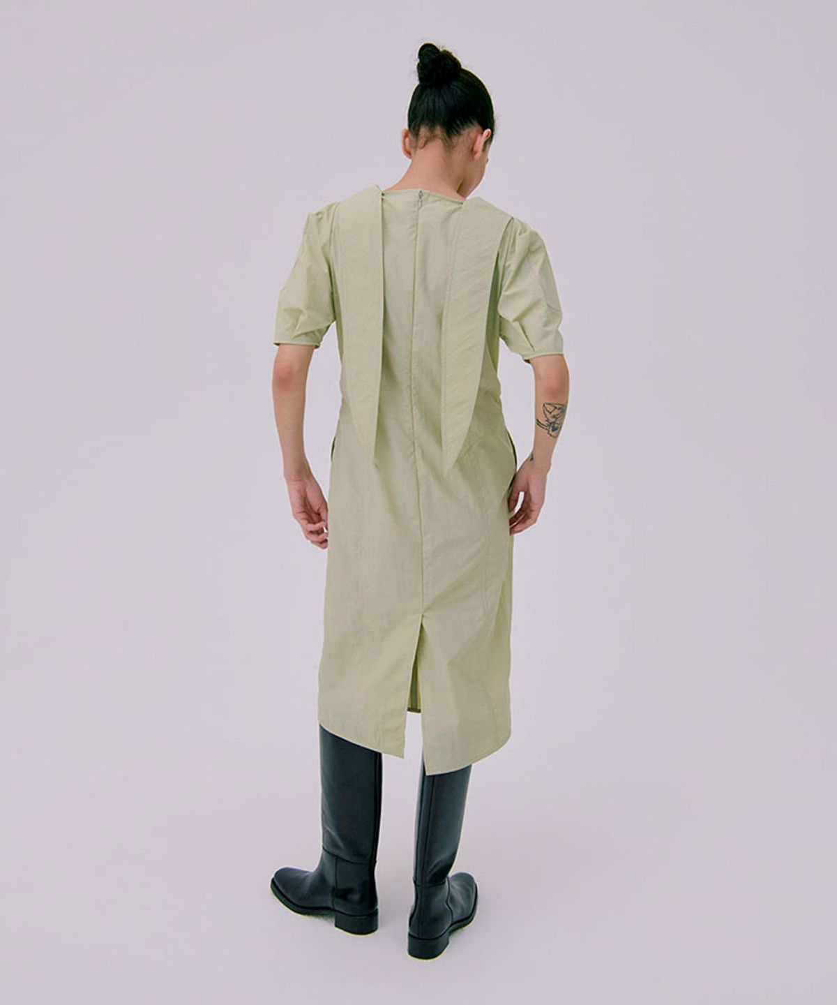 분더캄머(WNDERKAMMER) Puff sleeve dress_Light Khaki(퍼프 소매 드레스_라이트 카키)