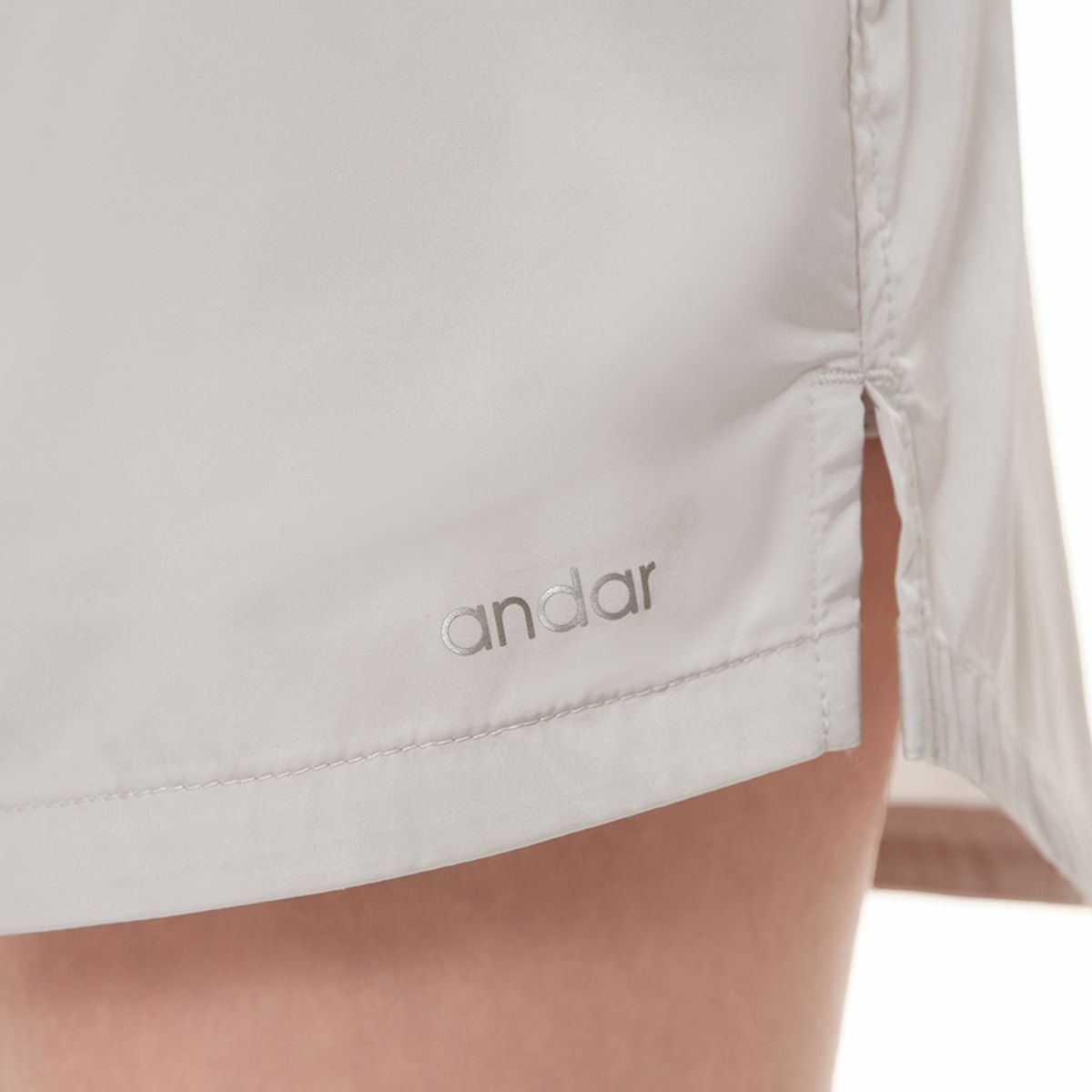 안다르(ANDAR) 새틴 스트레치 3부 투인원 쇼츠