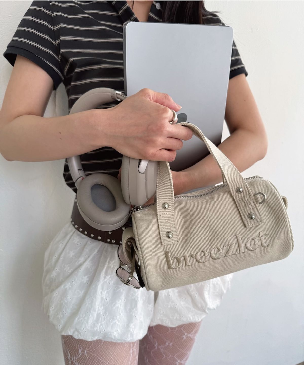 브리즐렛(BREEZLET) 스냅 원통 미니 토트백 [Ivory]