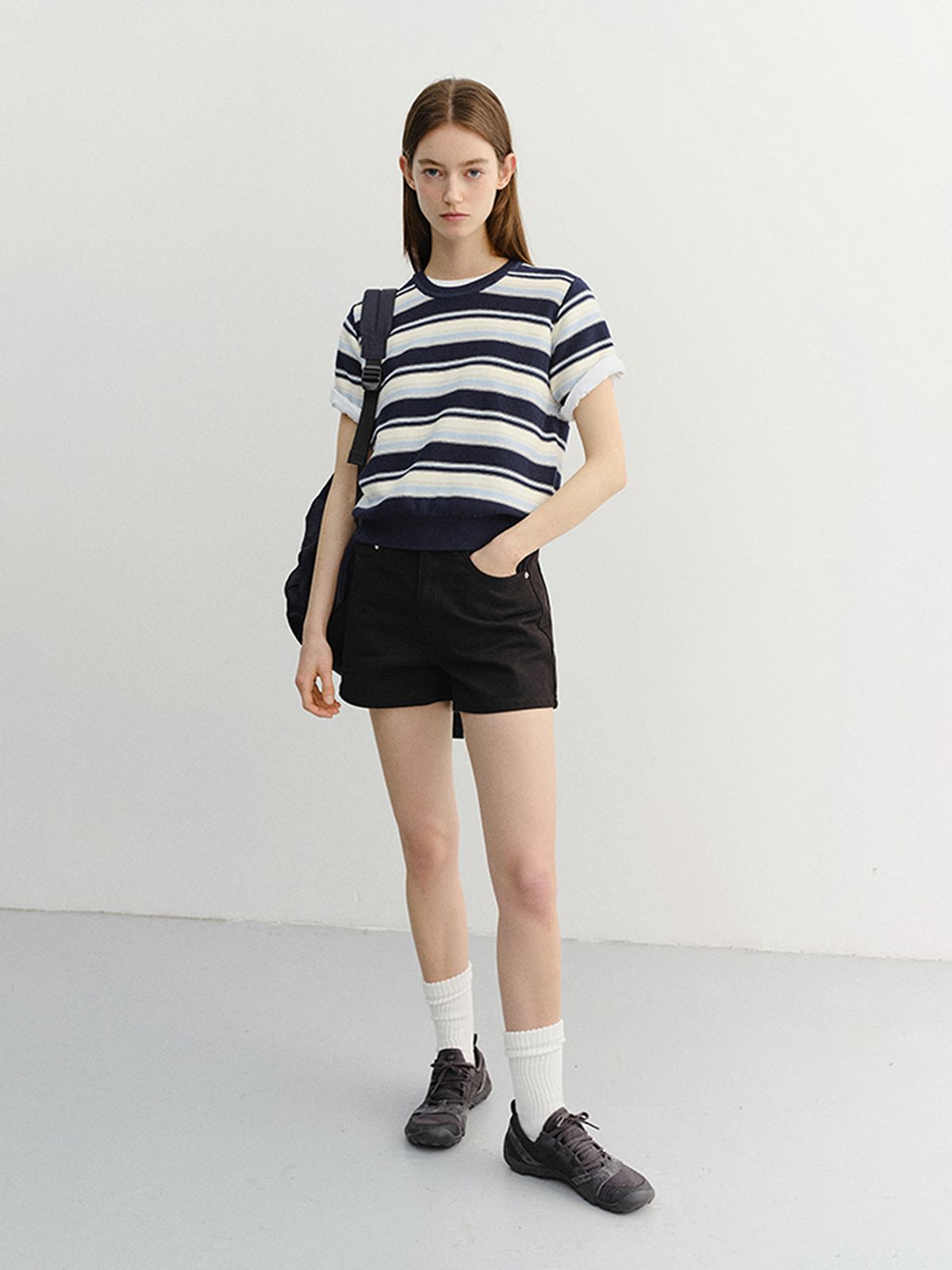 던스트(DUNST) UNISEX STRIPED CREWNECK KNIT_UDSW6B129_NAVY / CREAM