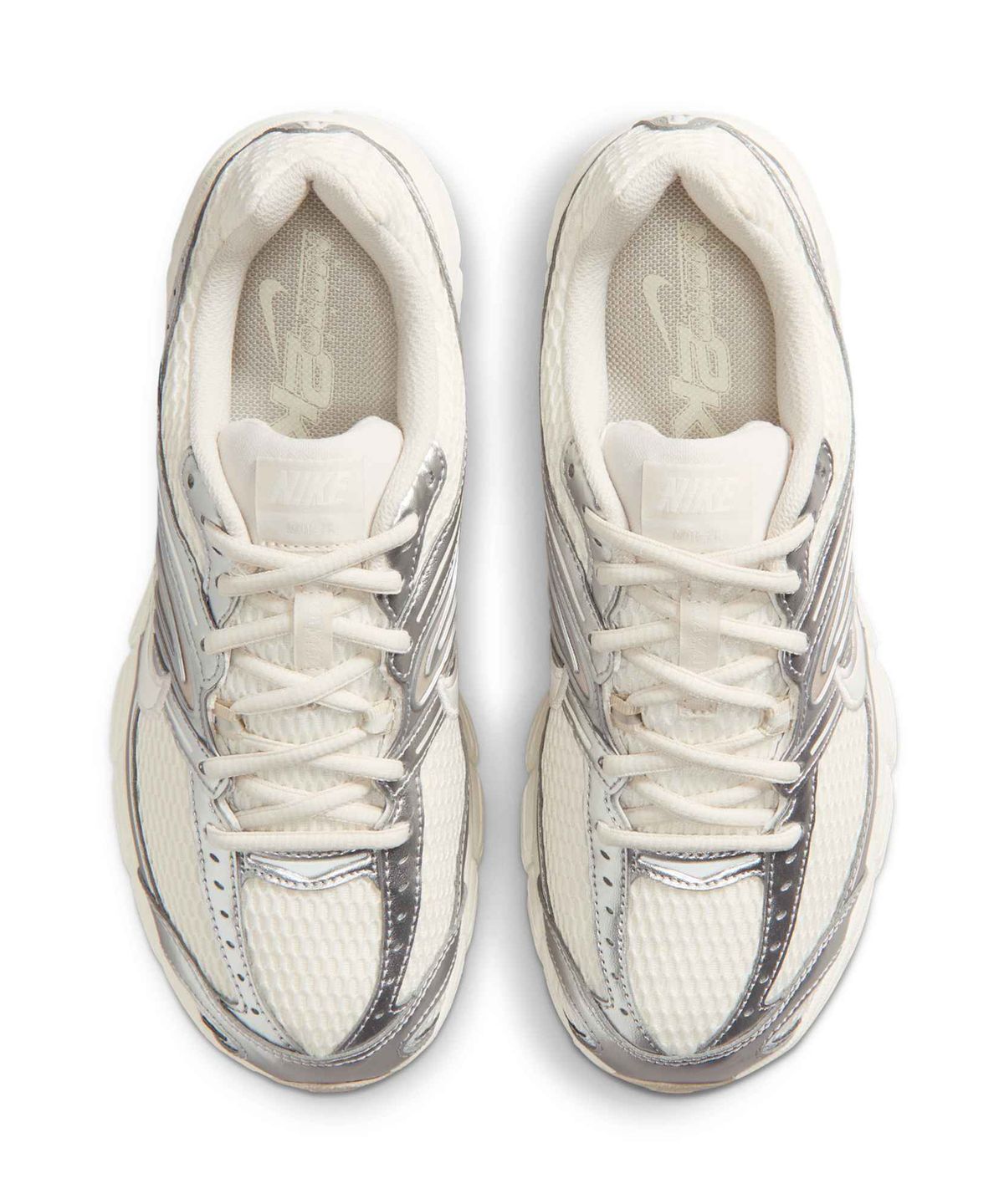 나이키(NIKE) 에어 맥스 모토 2K W - 페일 아이보리:메탈릭 실버:라이트 오어우드 브라운:세일 / HQ2056-108