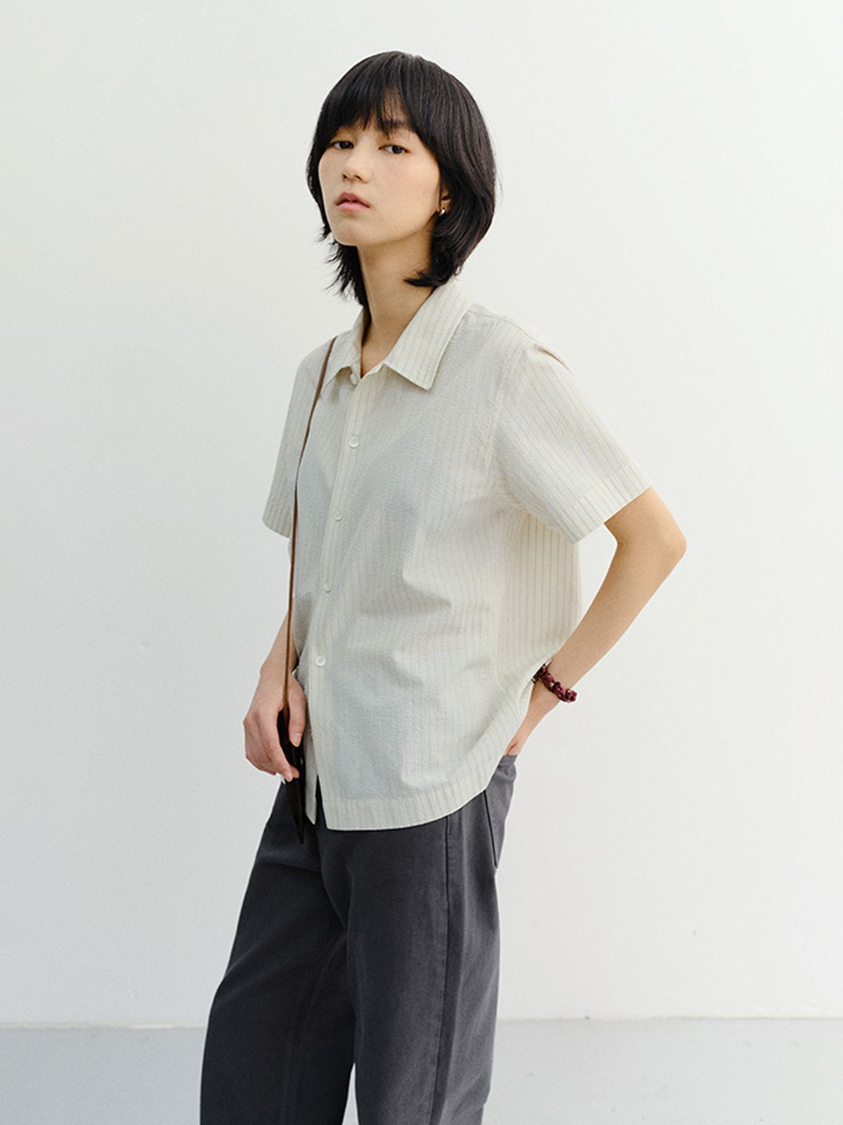 던스트(DUNST) UNISEX HOLIDAY STRIPED SHIRT_UDSH6B123_CREAM STRIPE
