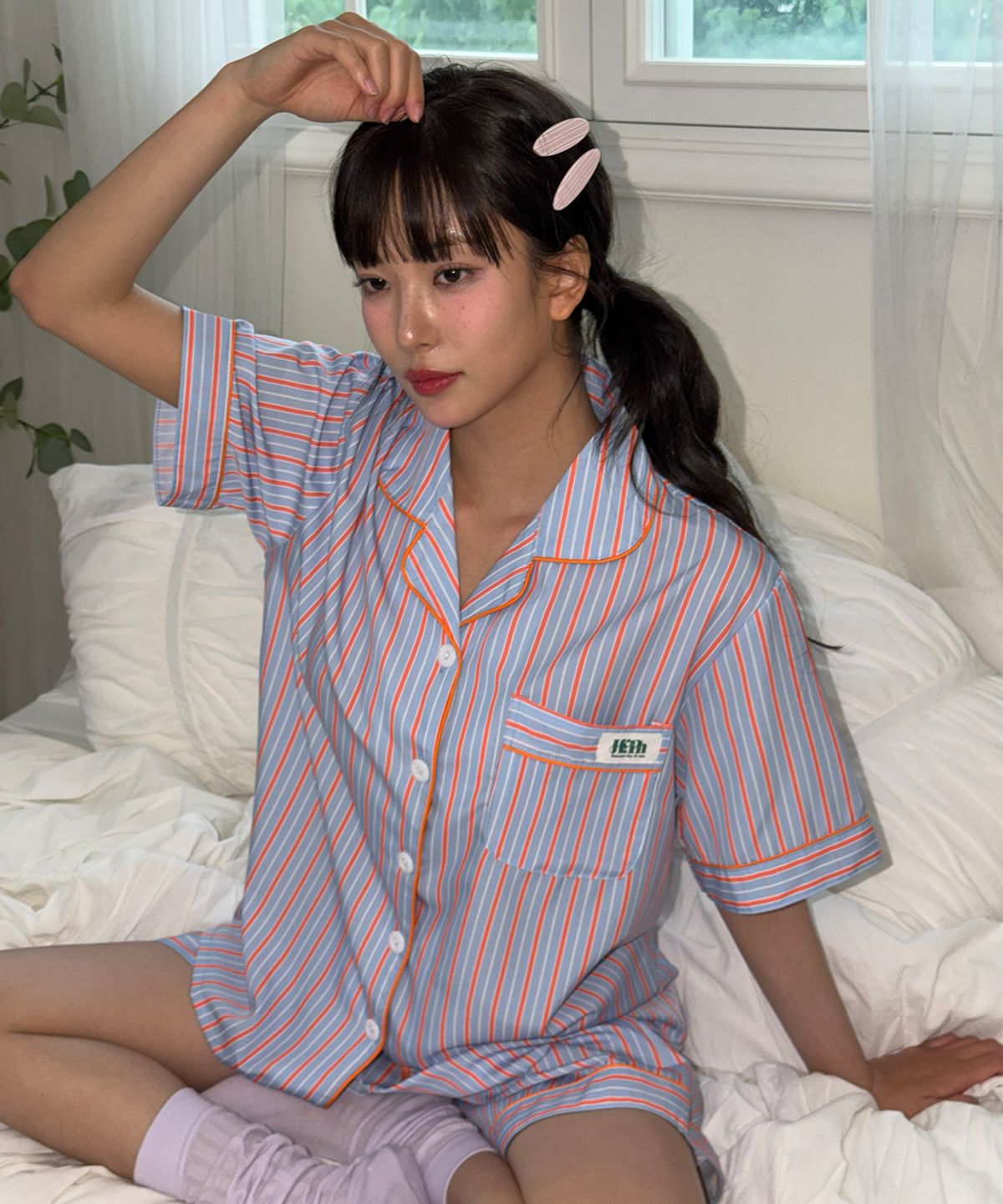 하이픈(HYPN) 루이 실크핏 남녀공용 반팔 잠옷 세트