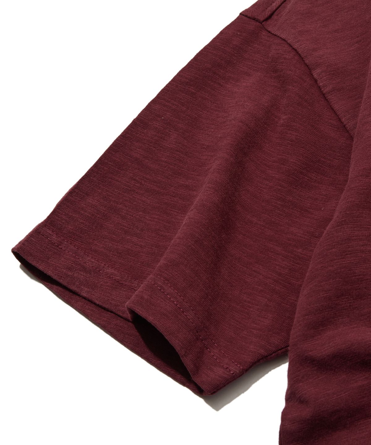 펜필드(PENFIELD) 허드슨 아플리케 티셔츠 버건디_FS2KT80U