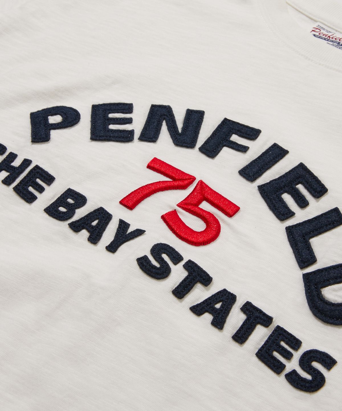 펜필드(PENFIELD) 베이스테이트 아플리케 티셔츠 화이트_FS2KT75U