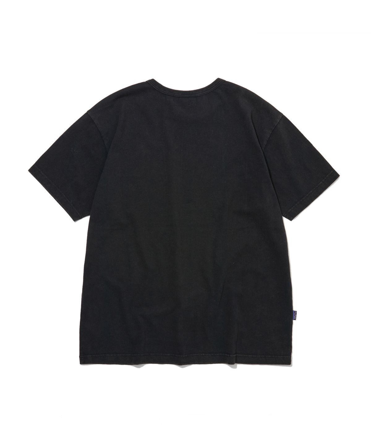 펜필드(PENFIELD) 1975 백그라운드 티셔츠 블랙_FS2KT68U