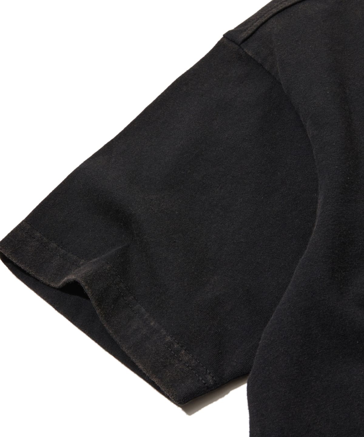 펜필드(PENFIELD) 1975 백그라운드 티셔츠 블랙_FS2KT68U