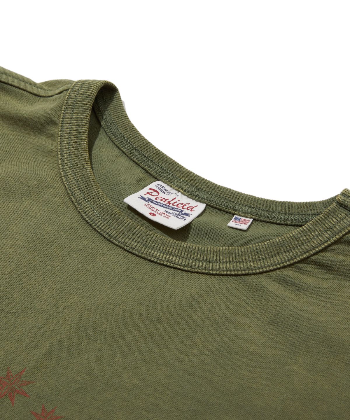 펜필드(PENFIELD) 1975 백그라운드 티셔츠 라이트카키_FS2KT66U