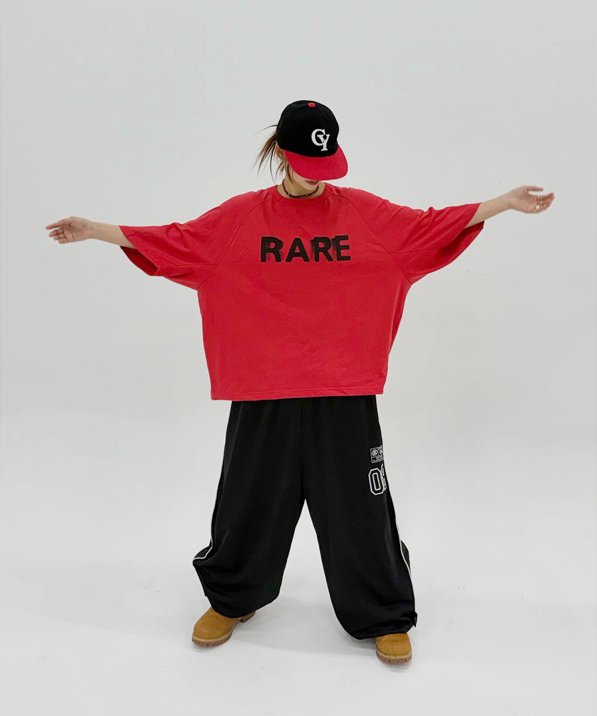 아조바이아조(AJOBYAJO) Curved Rare T-Shirt [RED]
