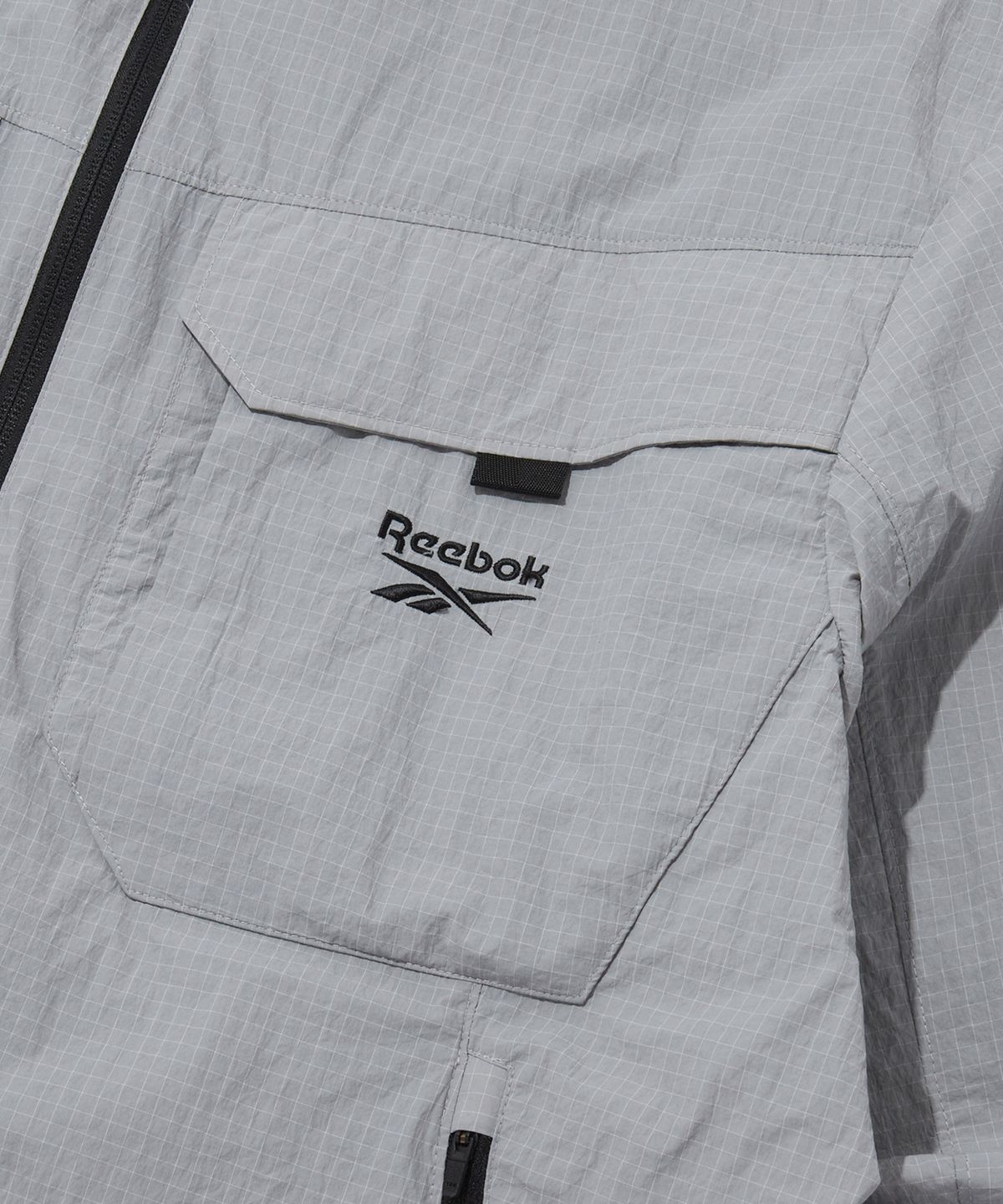 리복(REEBOK) 유틸리티 경량 윈드브레이커 - 그레이