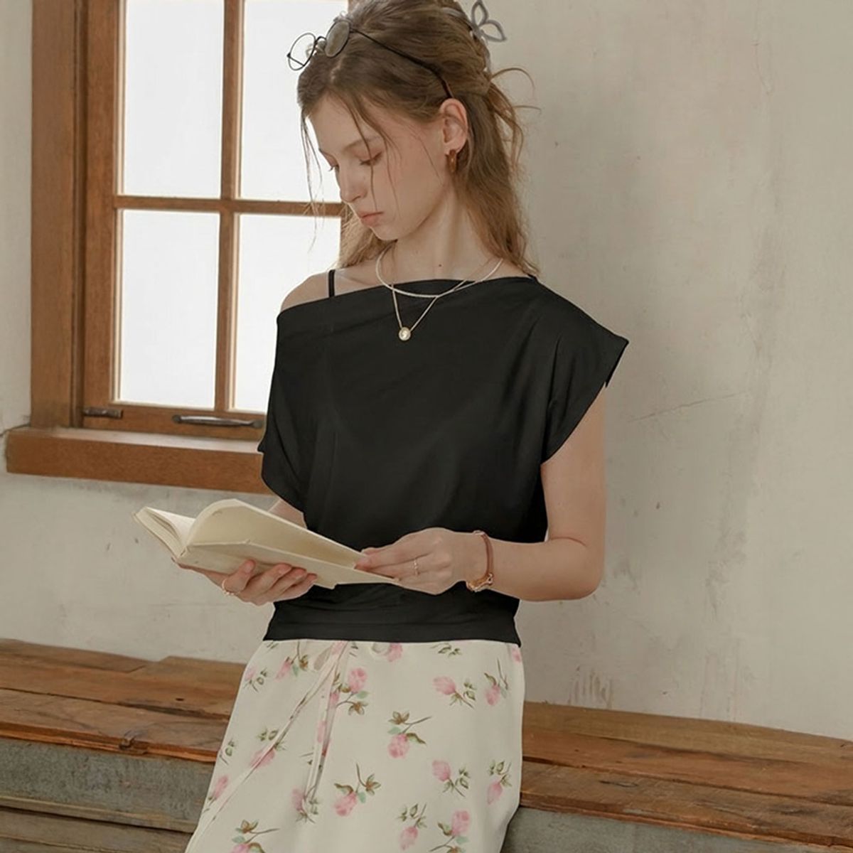 프라우드 마리(PROUD MARY) PM_Draped cap sleeve top_2color