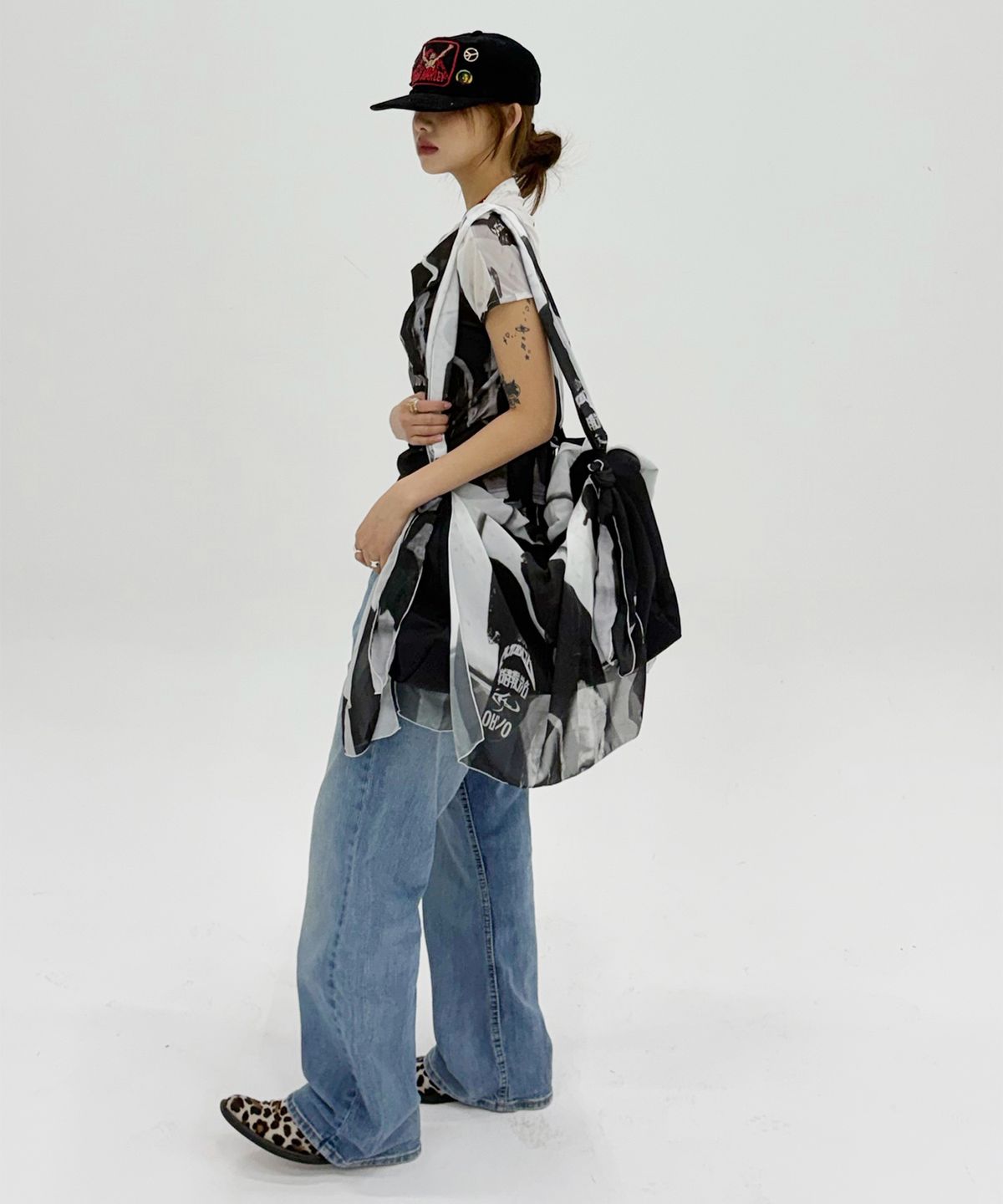 아조바이아조(AJOBYAJO) Cult Parade Scarf Shoulder Bag [BLACK]