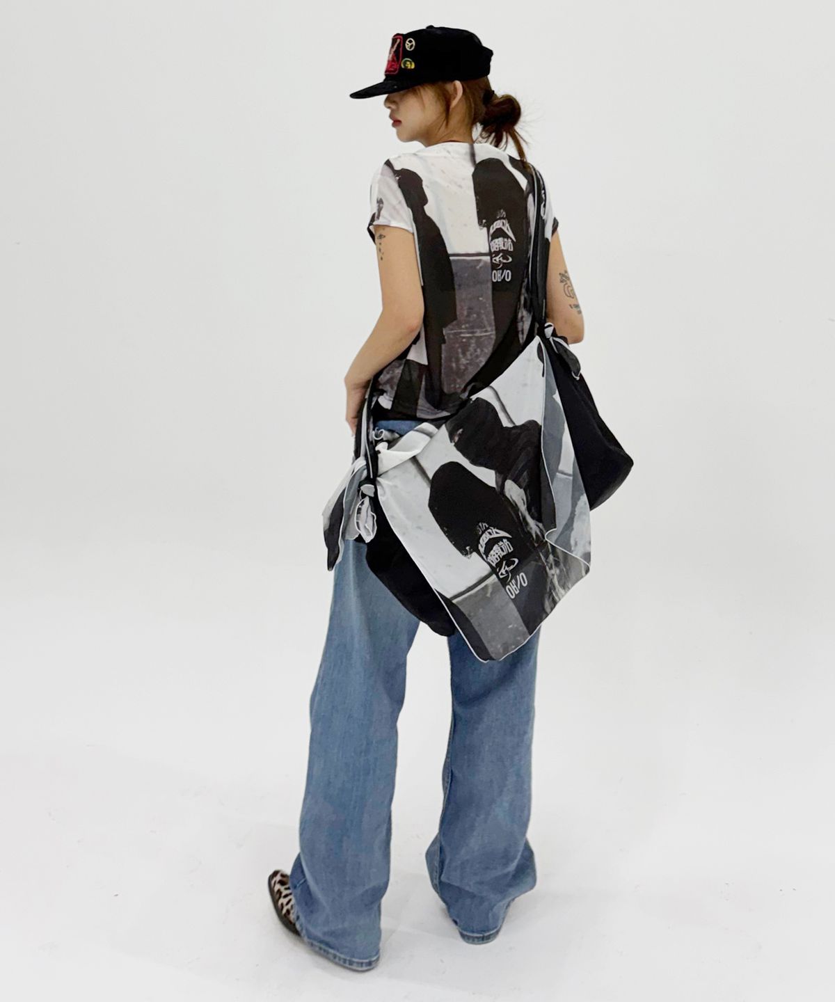 아조바이아조(AJOBYAJO) Cult Parade Scarf Shoulder Bag [BLACK]