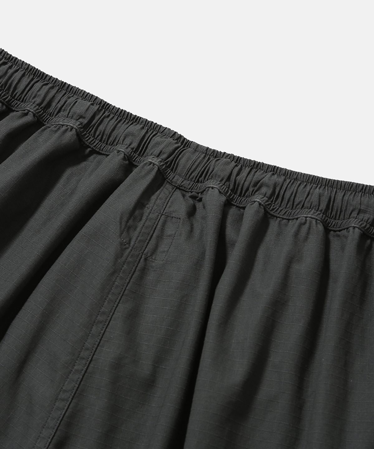 모이프(MOIF) [SS26] BAGGY FIELD SHORTS / RIPE OLIVE