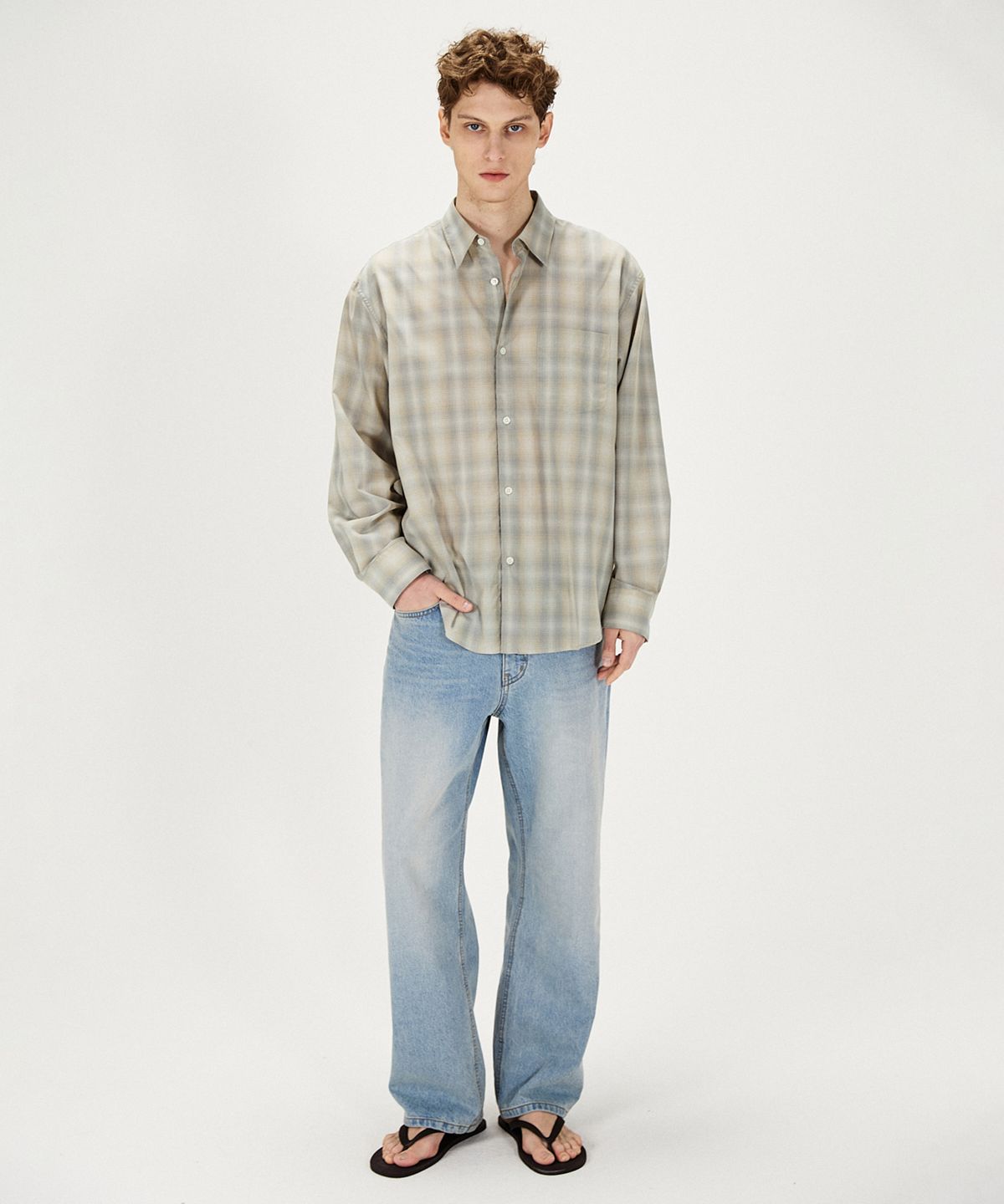 셔터(SHIRTER) SECOND EDITION DENIM PANTS (BLEACHED BLUE)