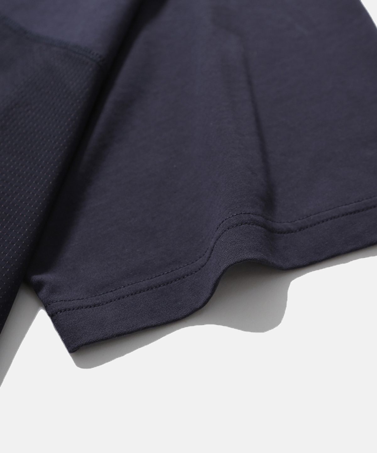 모이프(MOIF) [SS26] CLIMBER VENT H/S TEE / NAVY