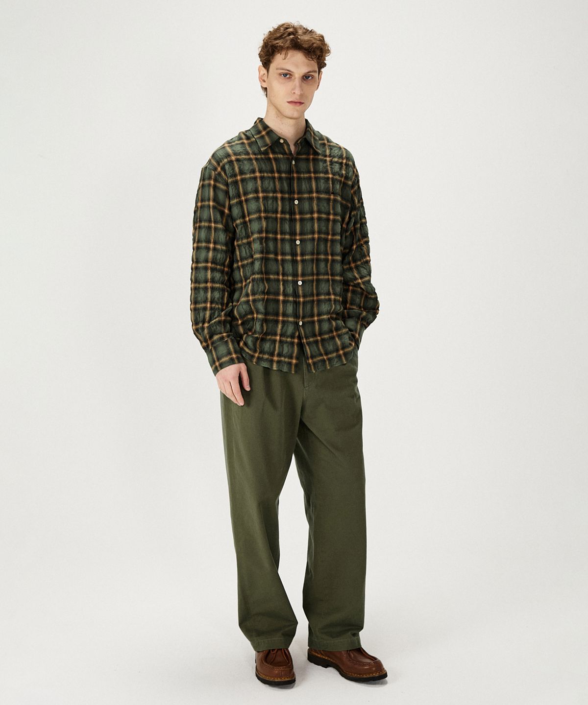 셔터(SHIRTER) ORGANIC COTTON TENCEL SHIRRED SHIRT (GREEN)