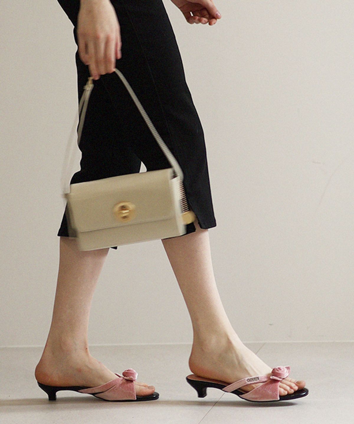 옴니포턴트(OMNIPOTENT) [215]omn Rose Velvet Mule [Low.ver] _Pink