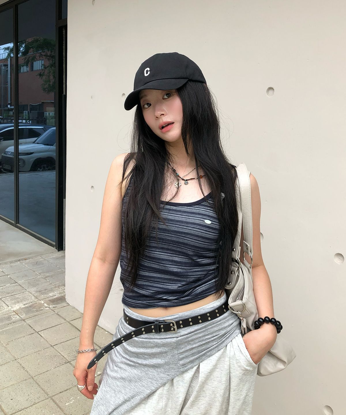 커버낫 우먼(COVERNAT WOMAN) 우먼 스트라이프 슬리브리스 네이비