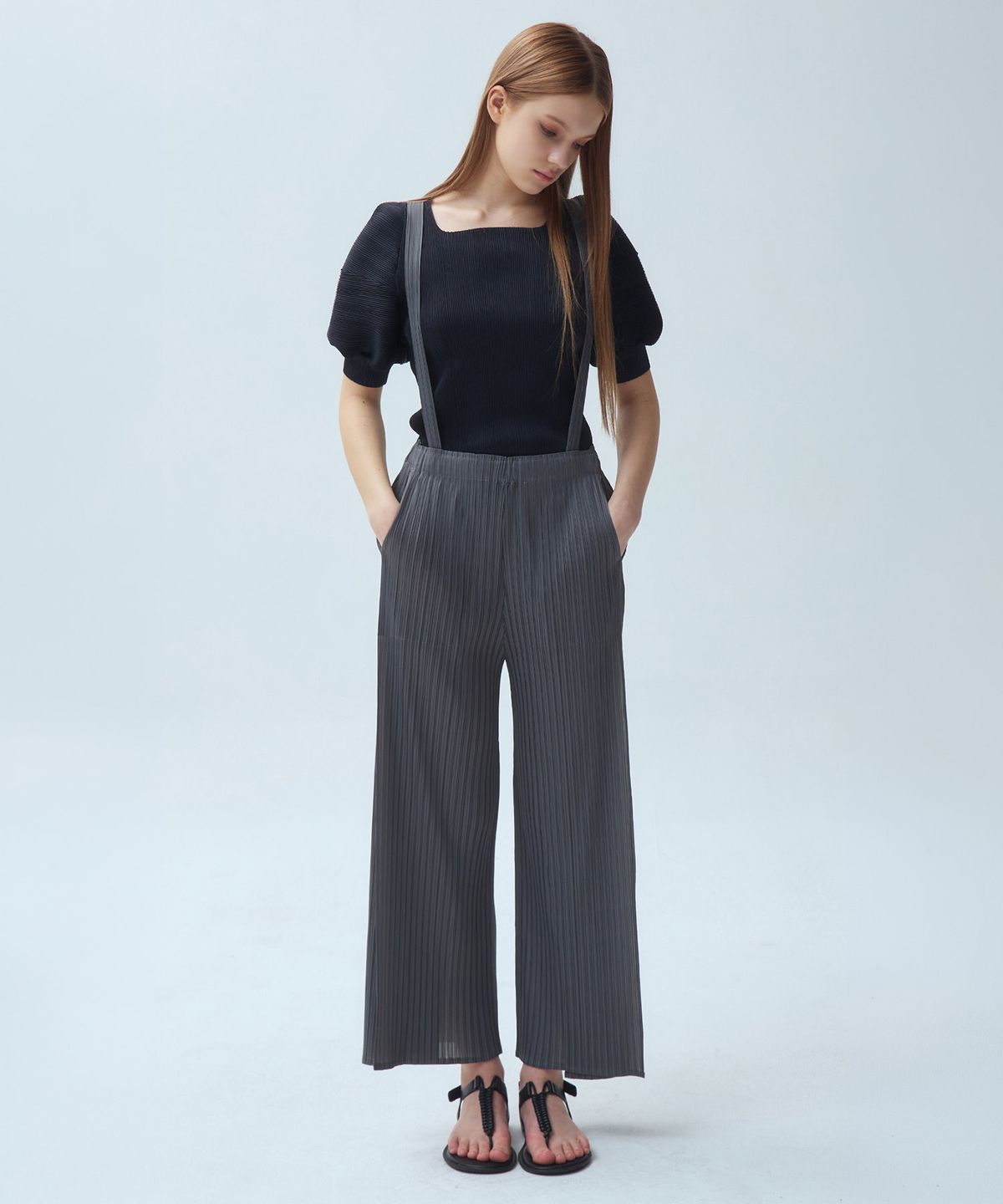 와이오와이(YOYOYOY) 서스펜더 사이드 슬릿 플리츠 팬츠_2colors